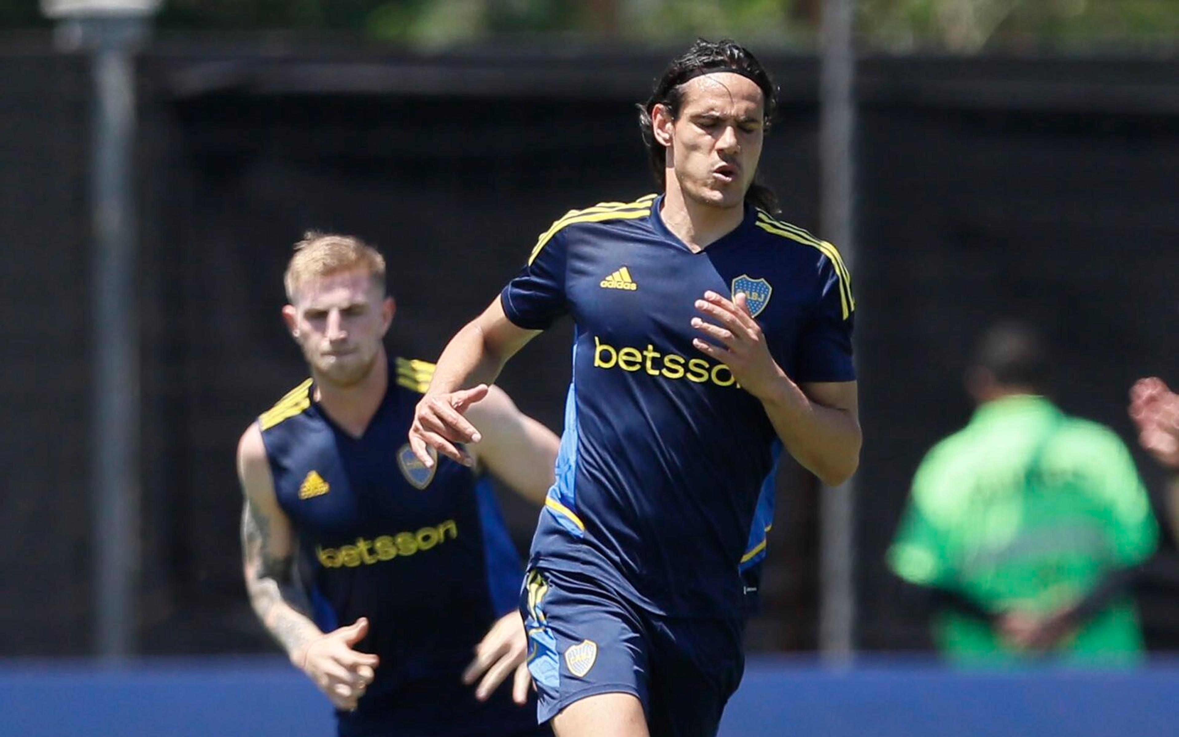 VÍDEO: Sob forte calor, Boca Juniors encerra prepação para a decisão da Libertadores contra o Fluminense