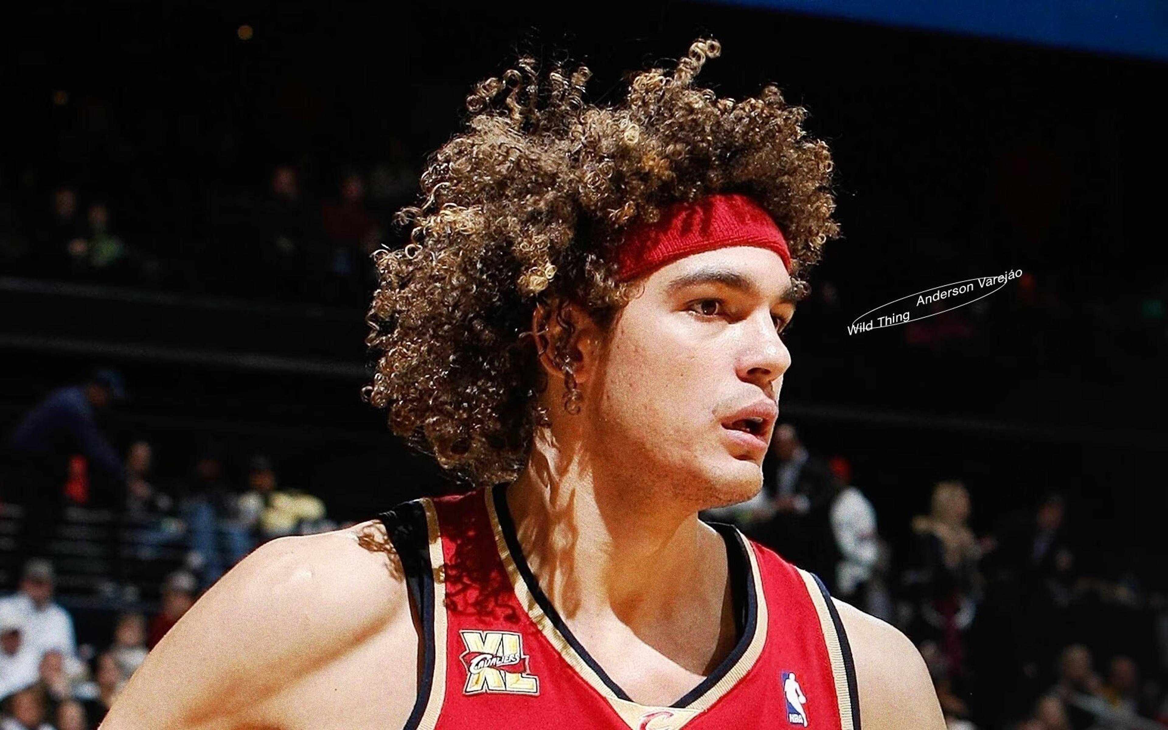 Anderson Varejão, ex-jogador do Cavaliers e Flamengo, explica escassez de brasileiros na NBA