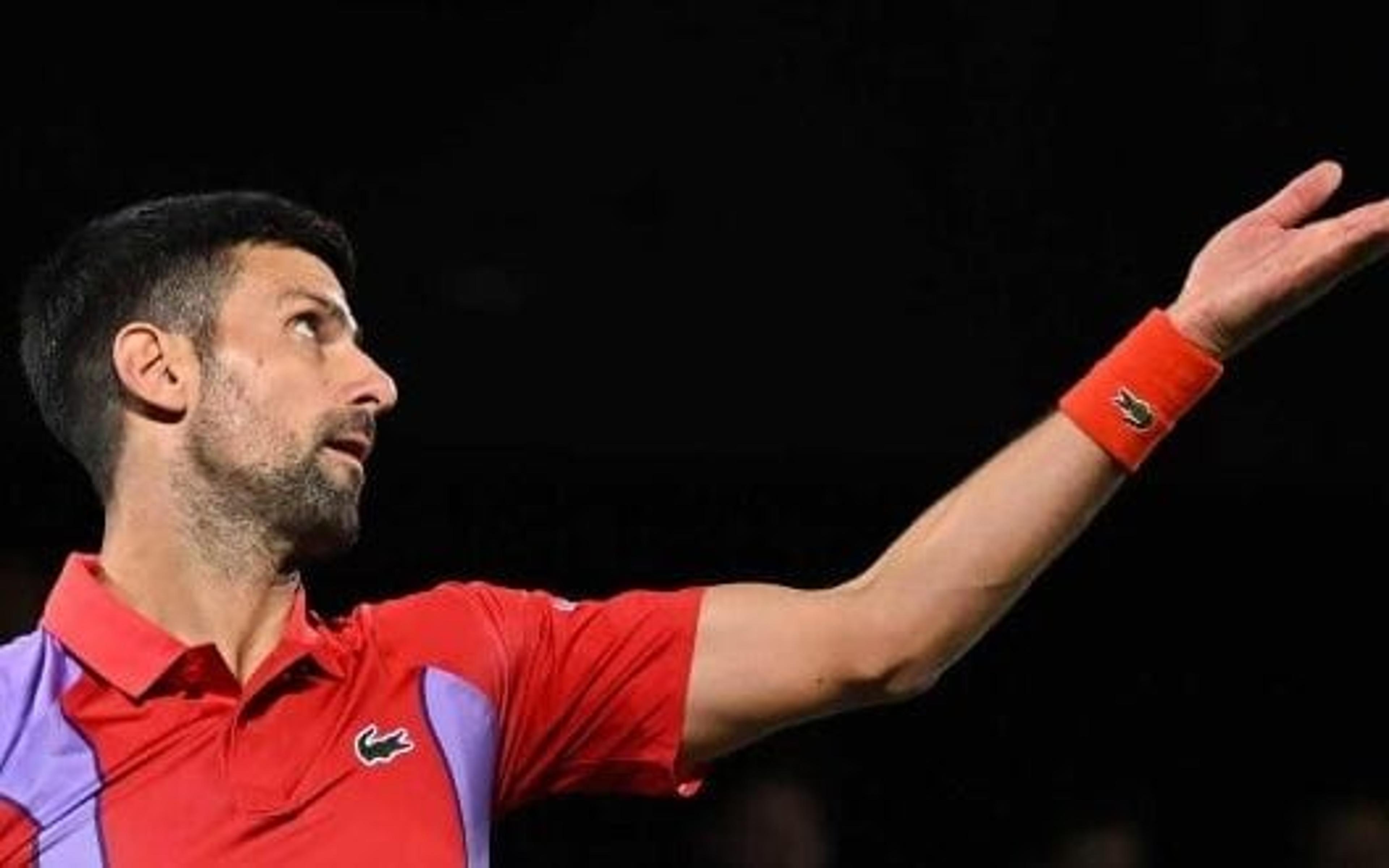 Djokovic derruba Rublev e enfrenta Dimitrov na decisão em Paris