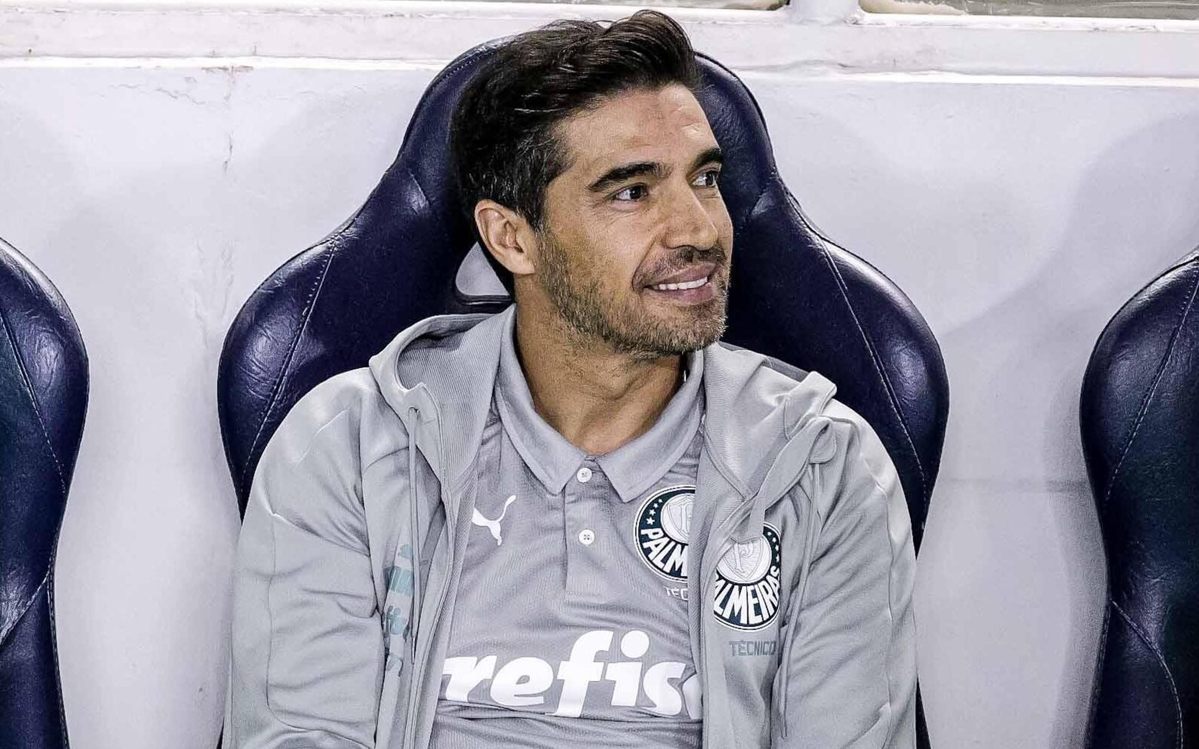 AO VIVO! Entrevista de Abel Ferreira após vitória do Palmeiras sobre o Athletico-PR