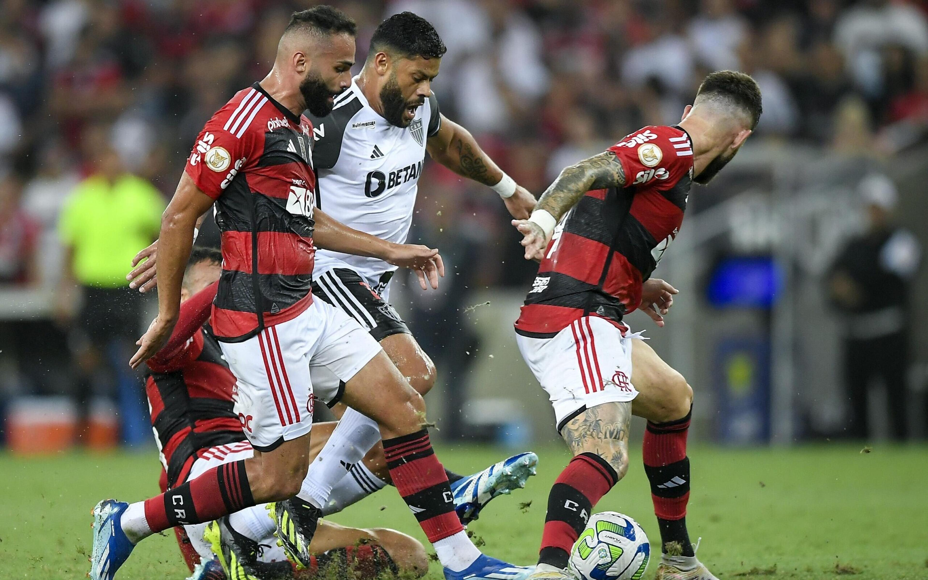 Flamengo faz vexame, perde para o Atlético-MG e torna título do Brasileirão improvável