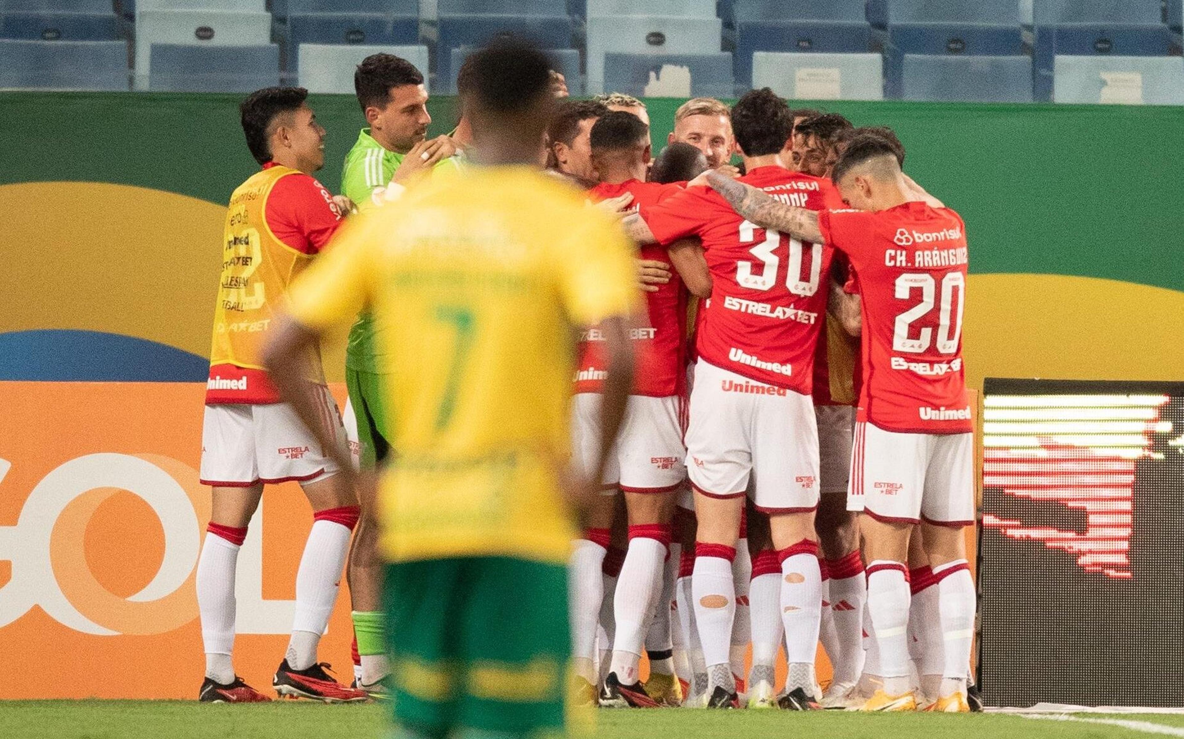 Internacional vence o Cuiabá na Arena Pantanal e fica próximo de vaga na Sul-Americana