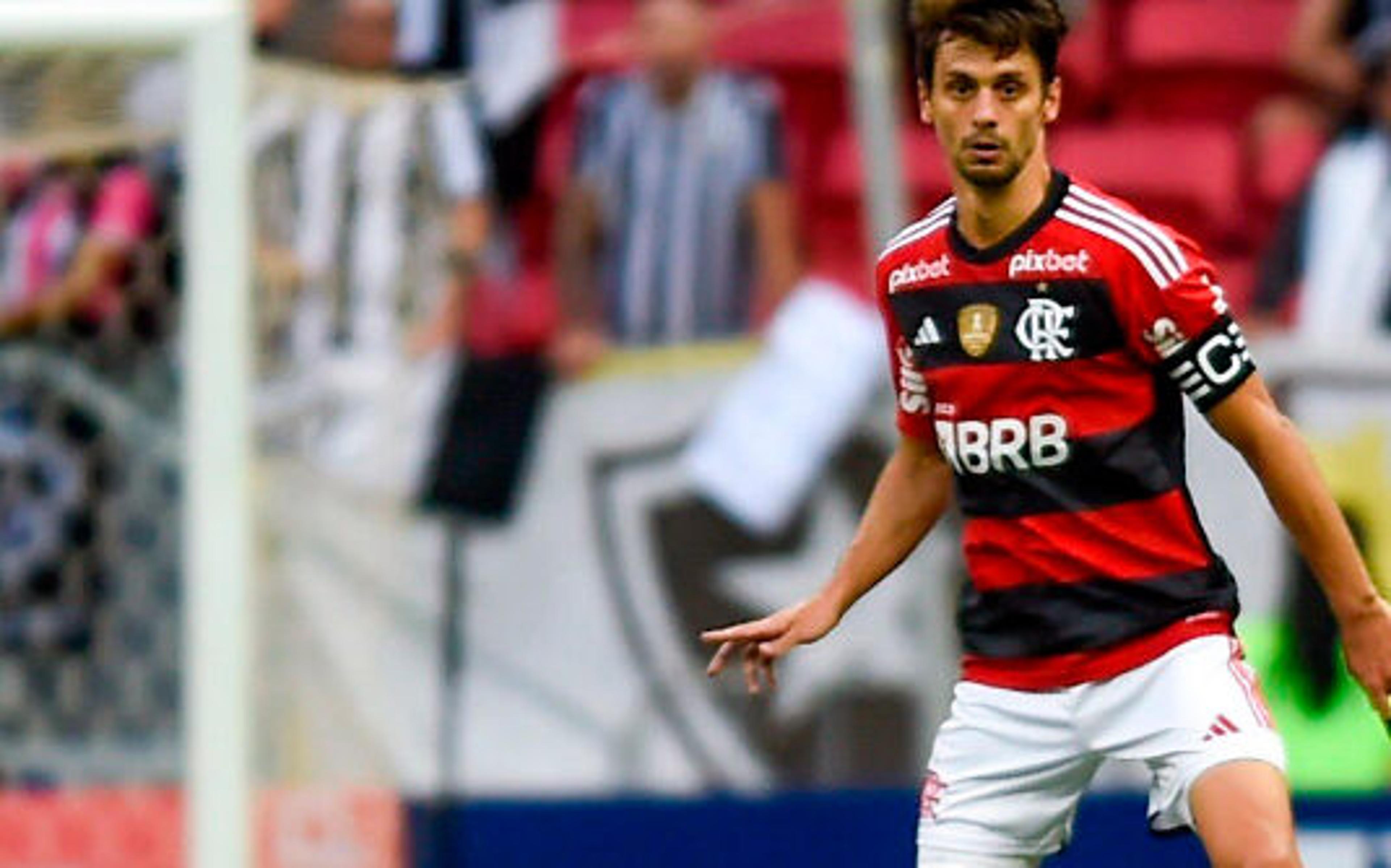 Rodrigo Caio vira opção com Tite e prova que falta de oportunidades no Flamengo não era por questão física