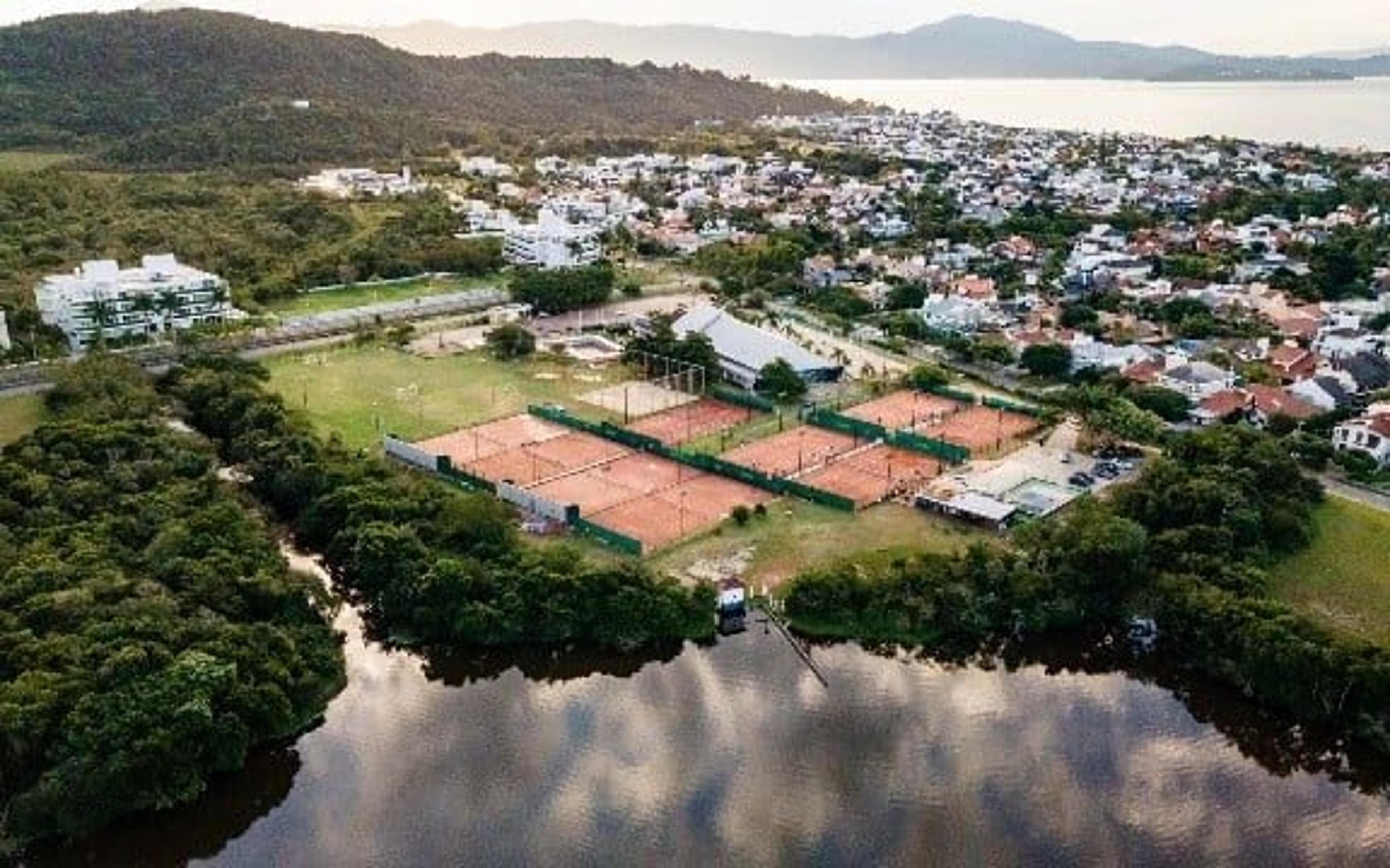 WTA de Florianópolis fecha patrocínio de três anos