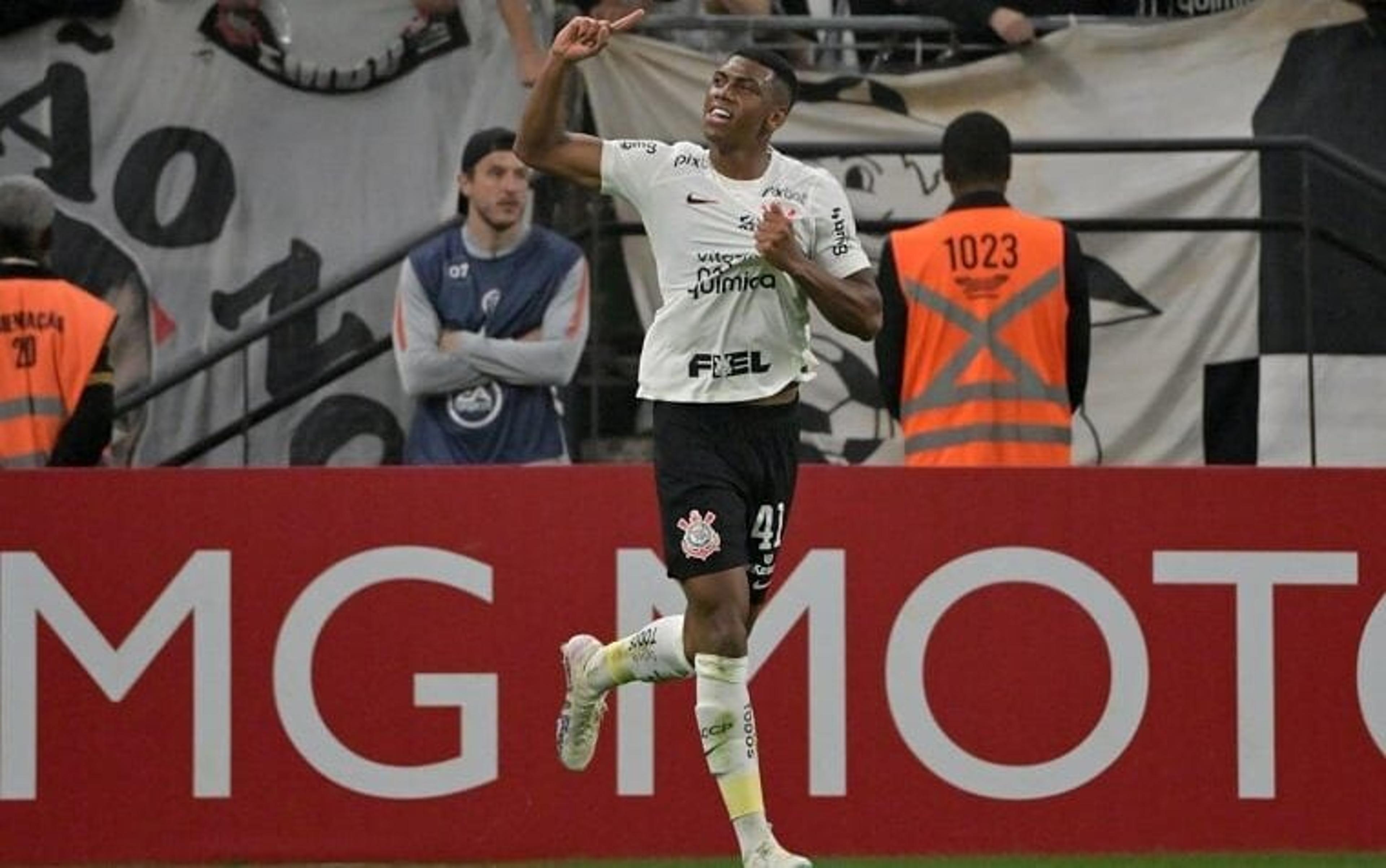 Corinthians acerta venda de revelação da base