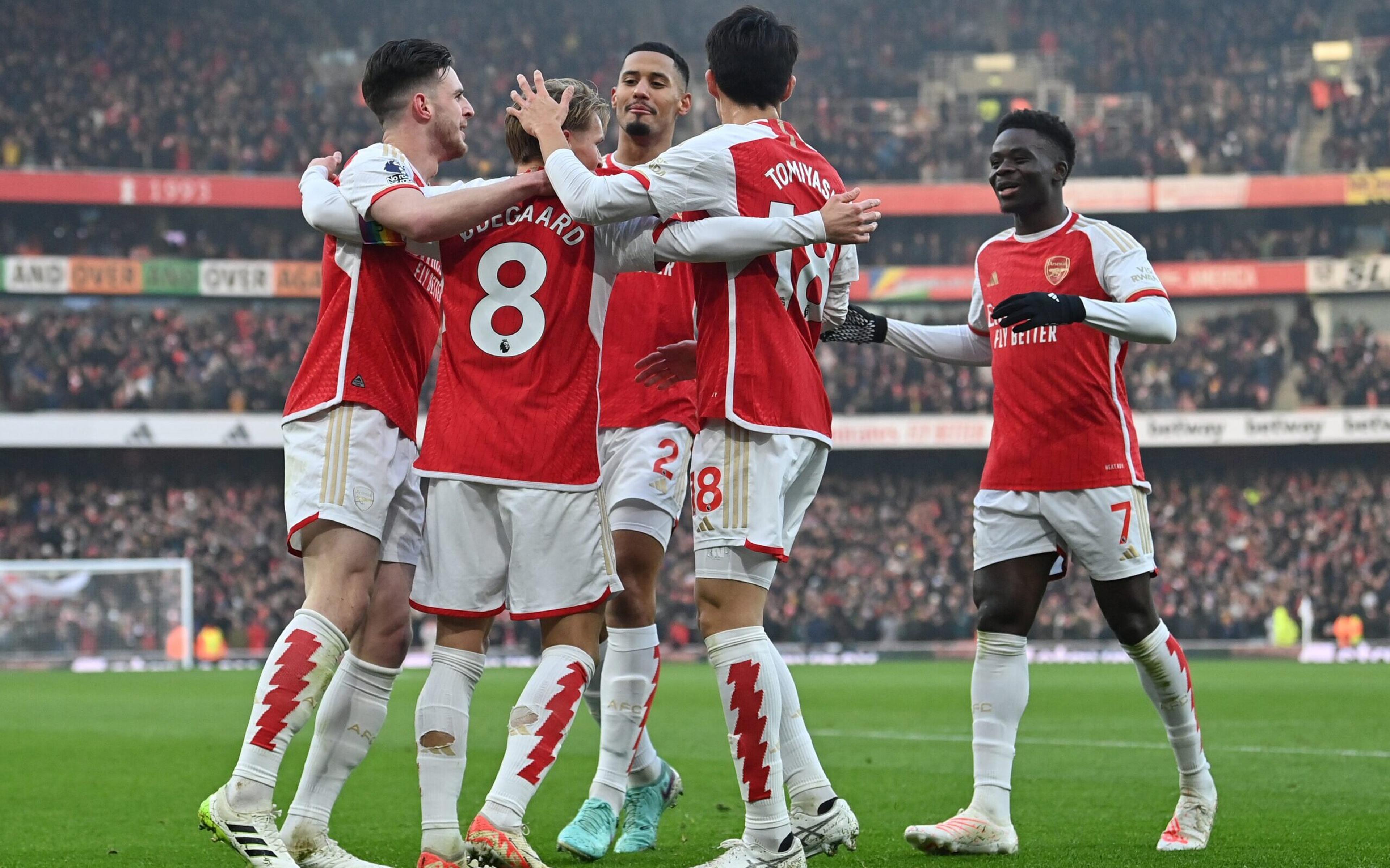 Arsenal vence e se isola na liderança da Premier League; United perde e se afasta do G4: veja os resultados do Campeonato Inglês