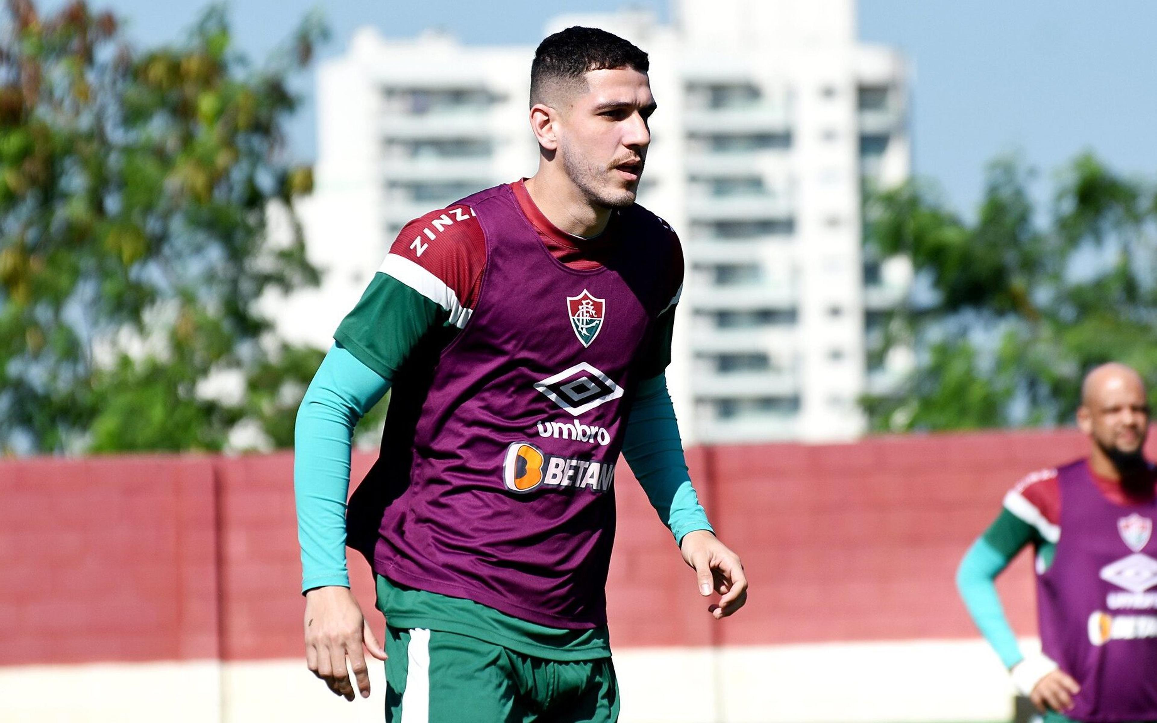 Clube de Luiz Henrique, Betis negocia com Fluminense contratação de Nino, diz jornalista