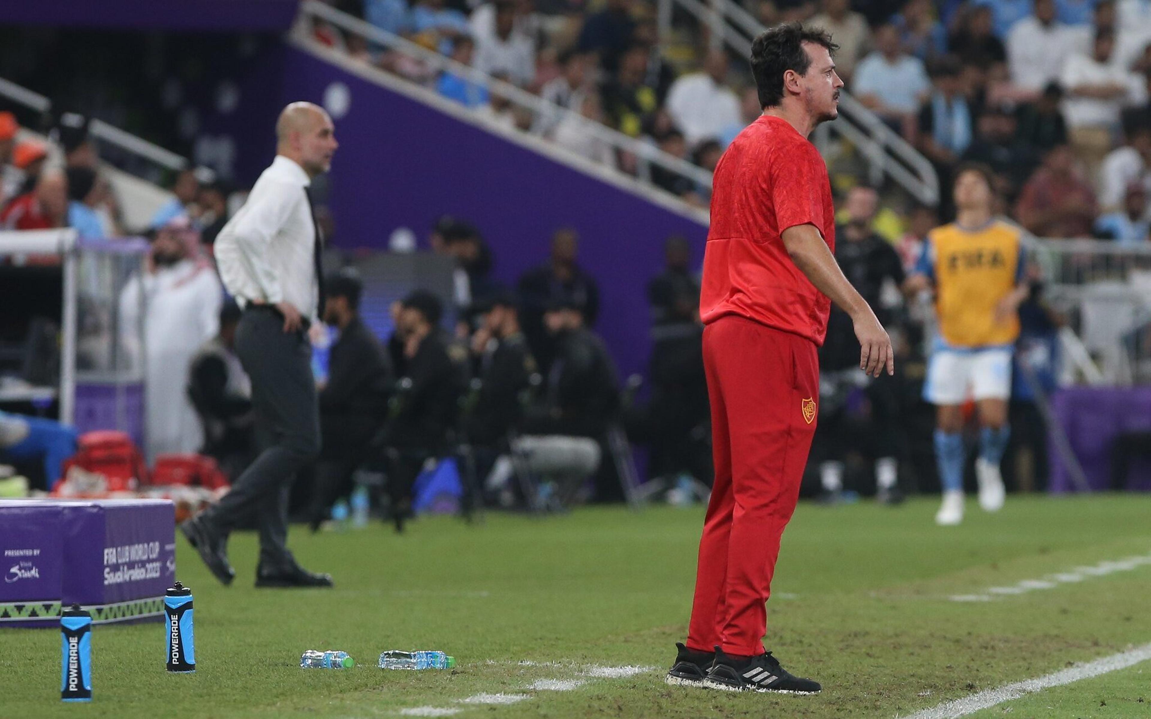 VÍDEO: Diniz revela detalhes de conversa com Guardiola após Fluminense x Manchester City