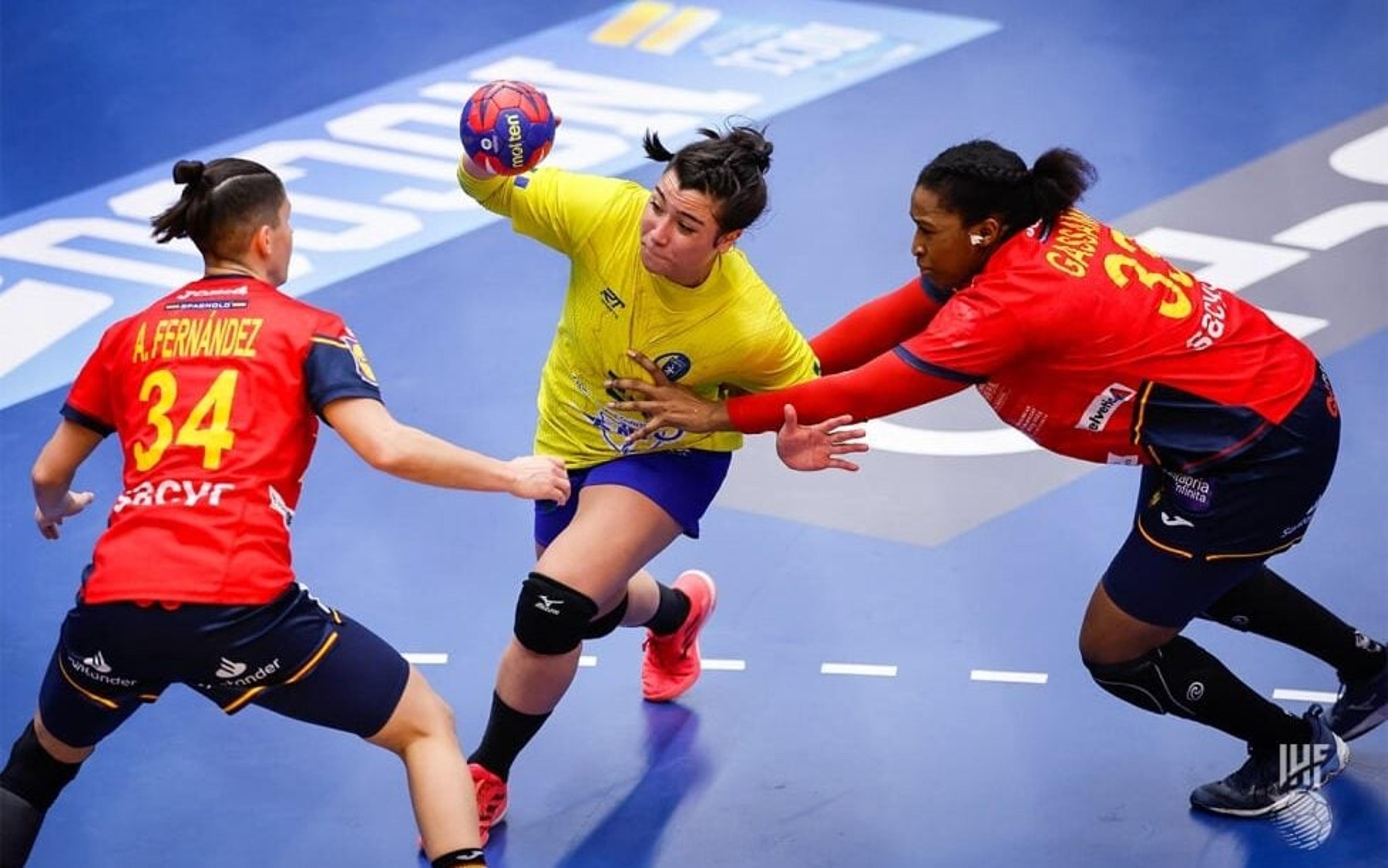 Brasil avança no Mundial de Handebol Feminino e aguarda adversárias em nova fase de grupos; entenda o formato