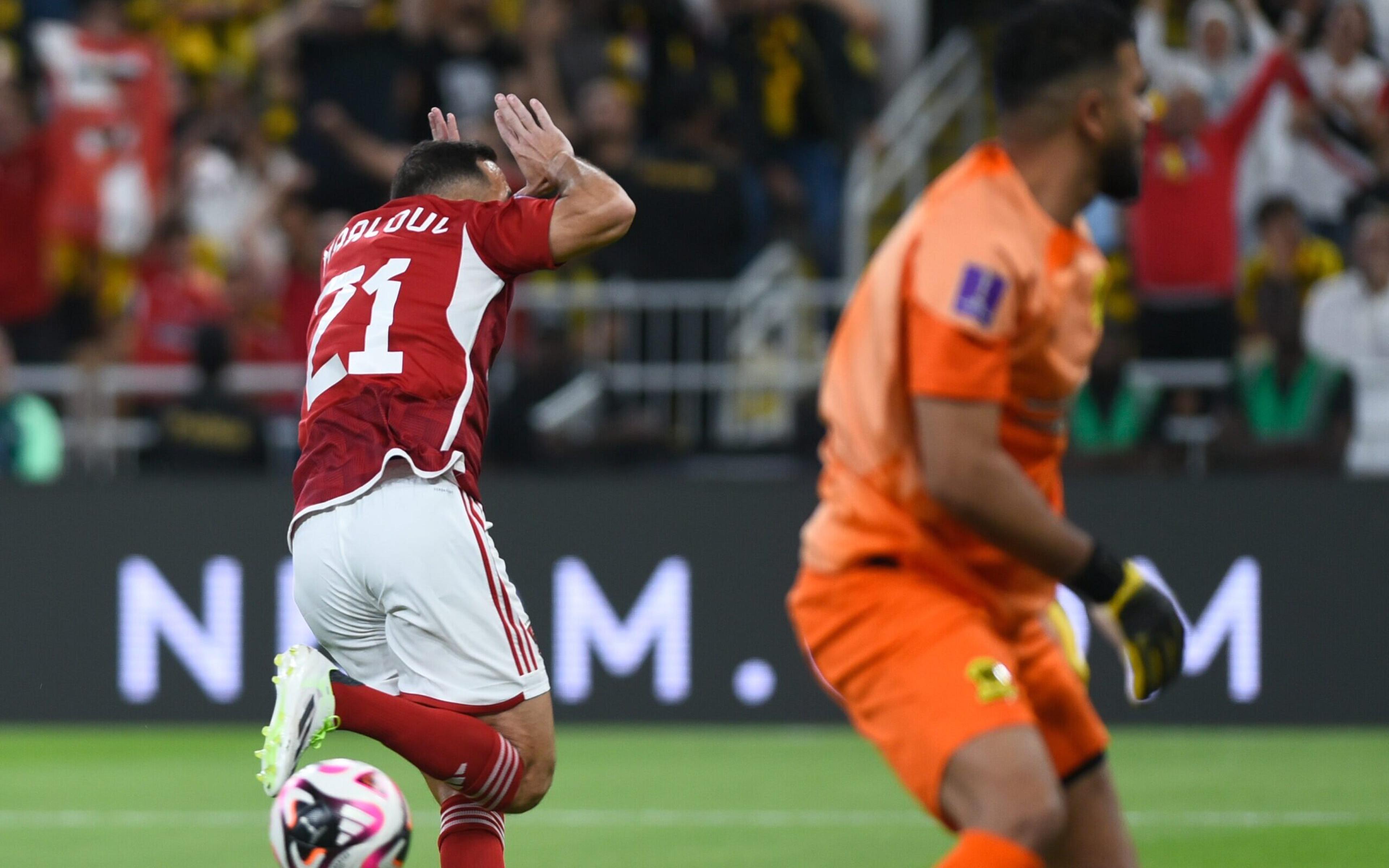 Al-Ahly vence o Al-Ittihad e será o adversário do Fluminense na semifinal do Mundial de Clubes