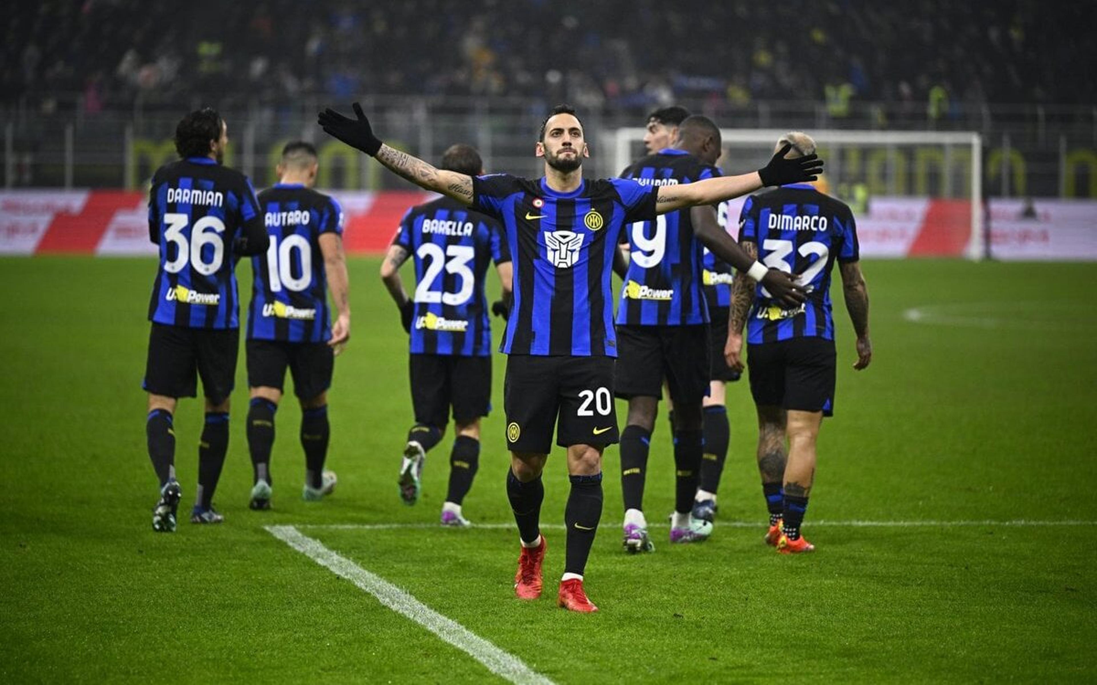 Milan é derrotado no fim, Inter de Milão passeia, e gol de ‘sarrada’; os resultados do dia no Campeonato Italiano