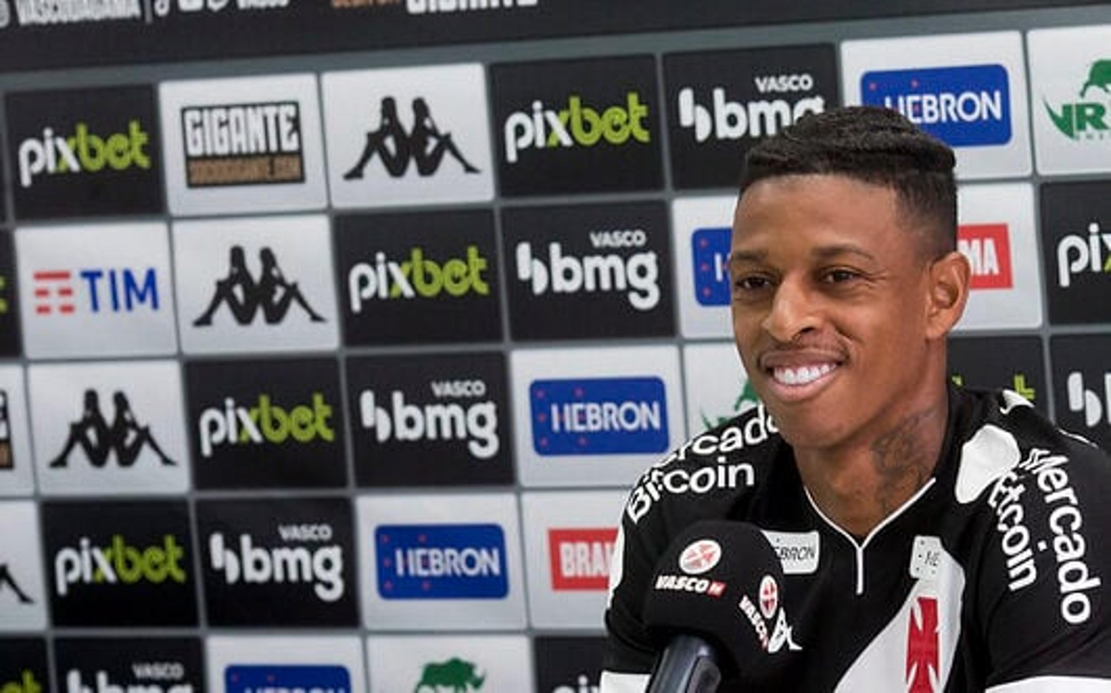 Vasco trabalha em novas contratações, mas inicia reformulação por jogadores em fim de contrato