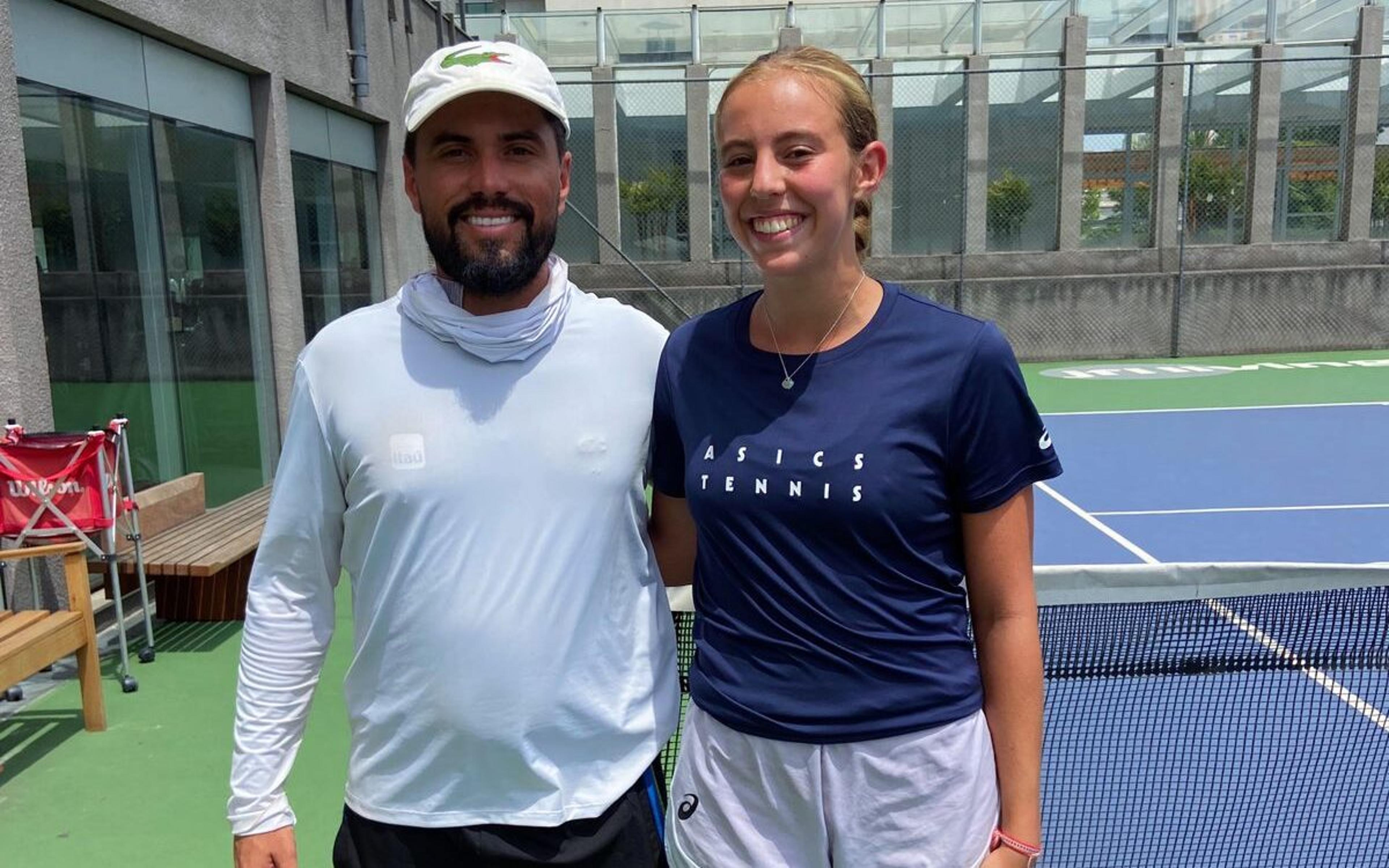 Olívia Carneiro faz últimos ajustes para disputa do Australian Open