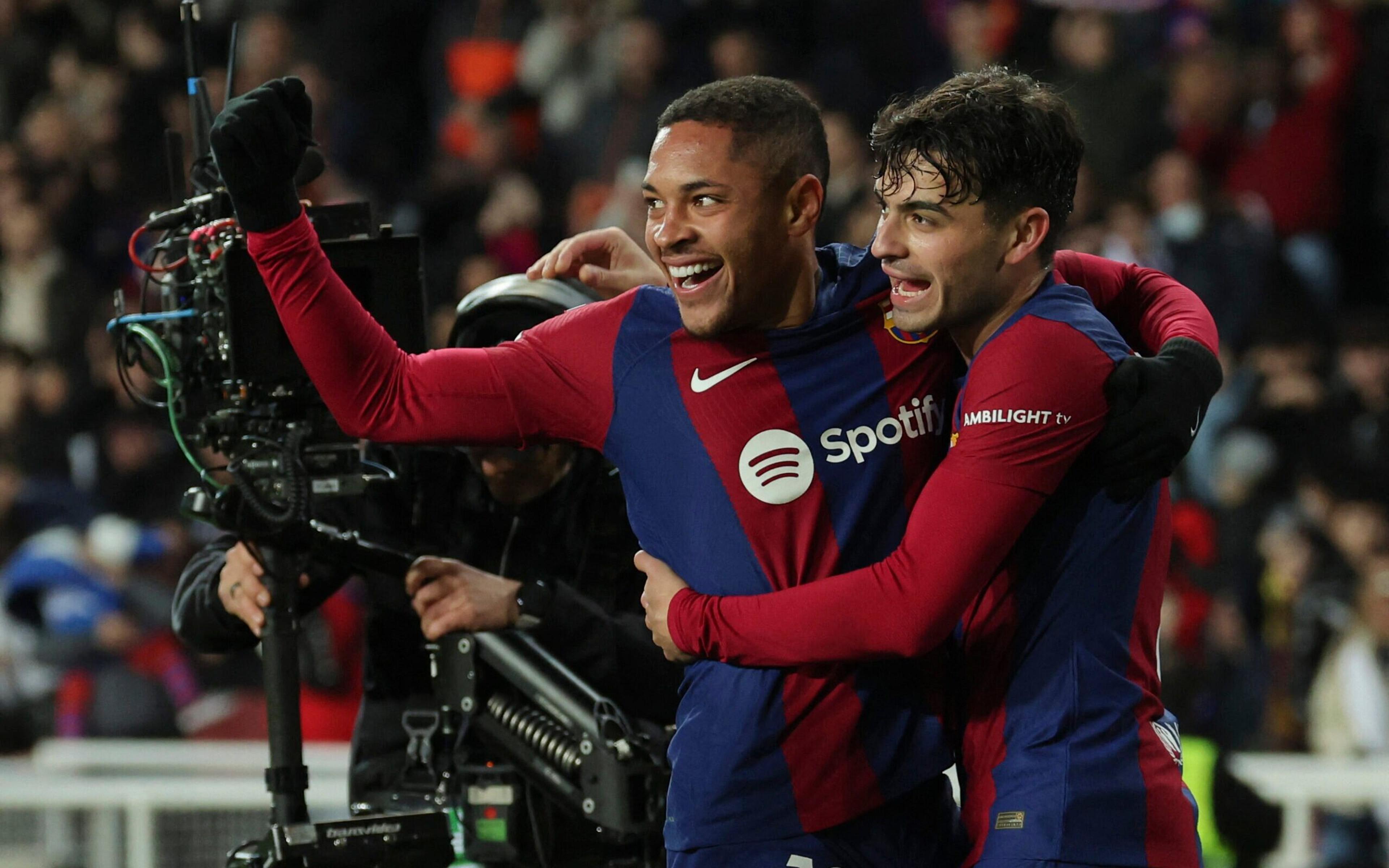 Olho no Tigrinho! Vitor Roque desencanta e Barcelona bate o Osasuna em casa