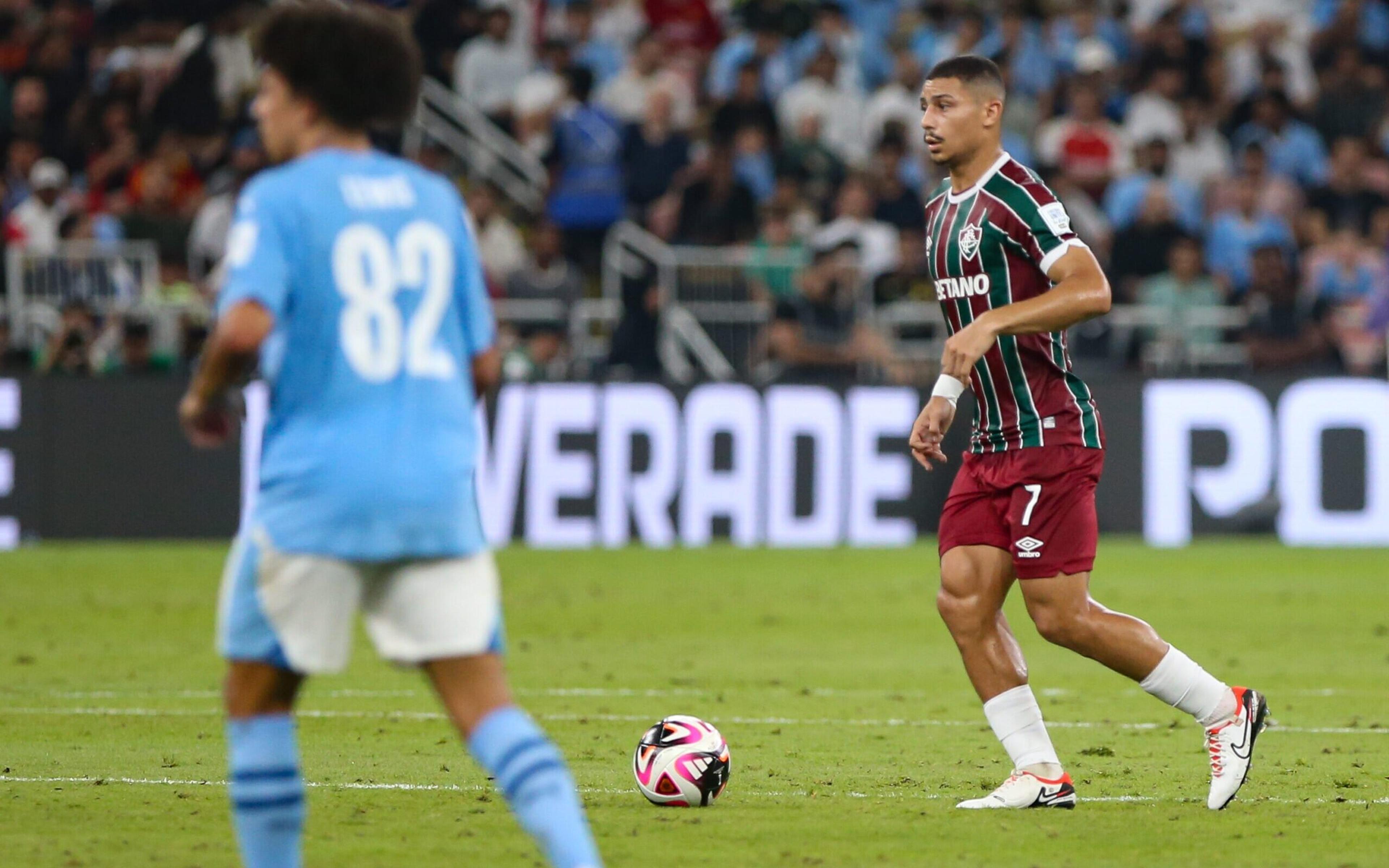 Além da Premier League, clubes da Arábia Saudita fazem consulta por André, do Fluminense