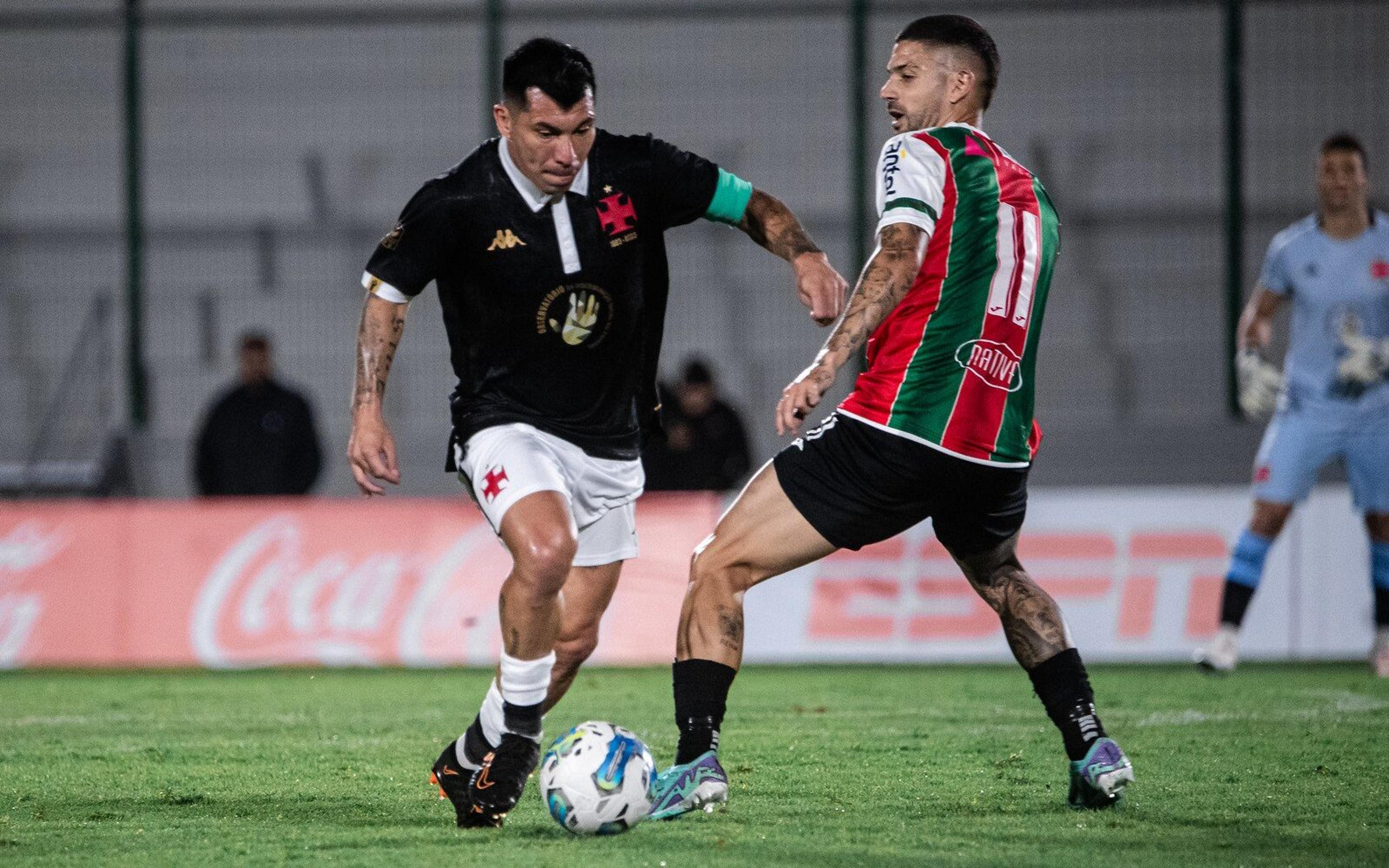 Medel destaca vitórias do Vasco no Uruguai, mas faz ponderações: ‘Precisamos de reforços’