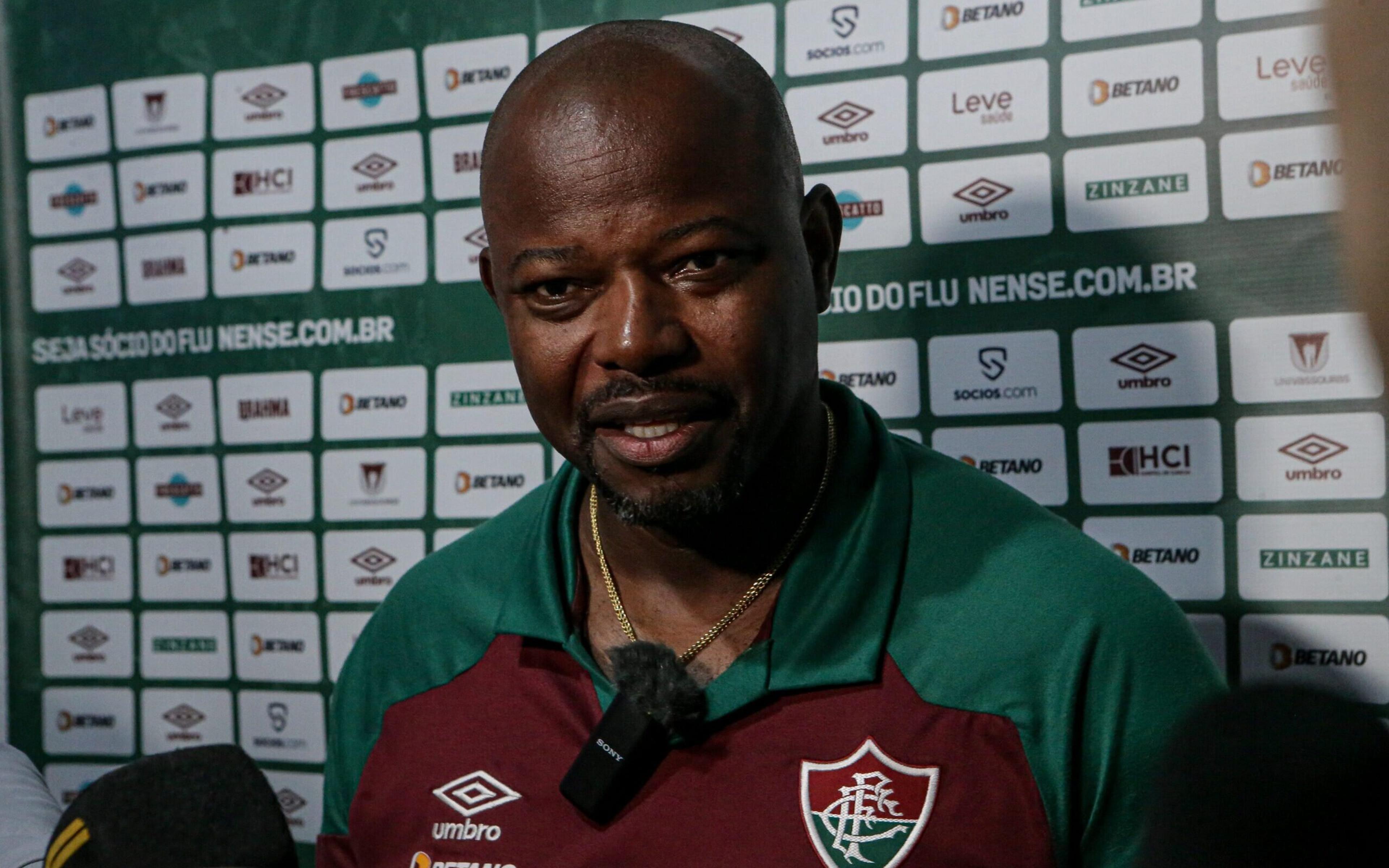 Marcão minimiza queda do Fluminense no segundo tempo e revela conversas com Fernando Diniz