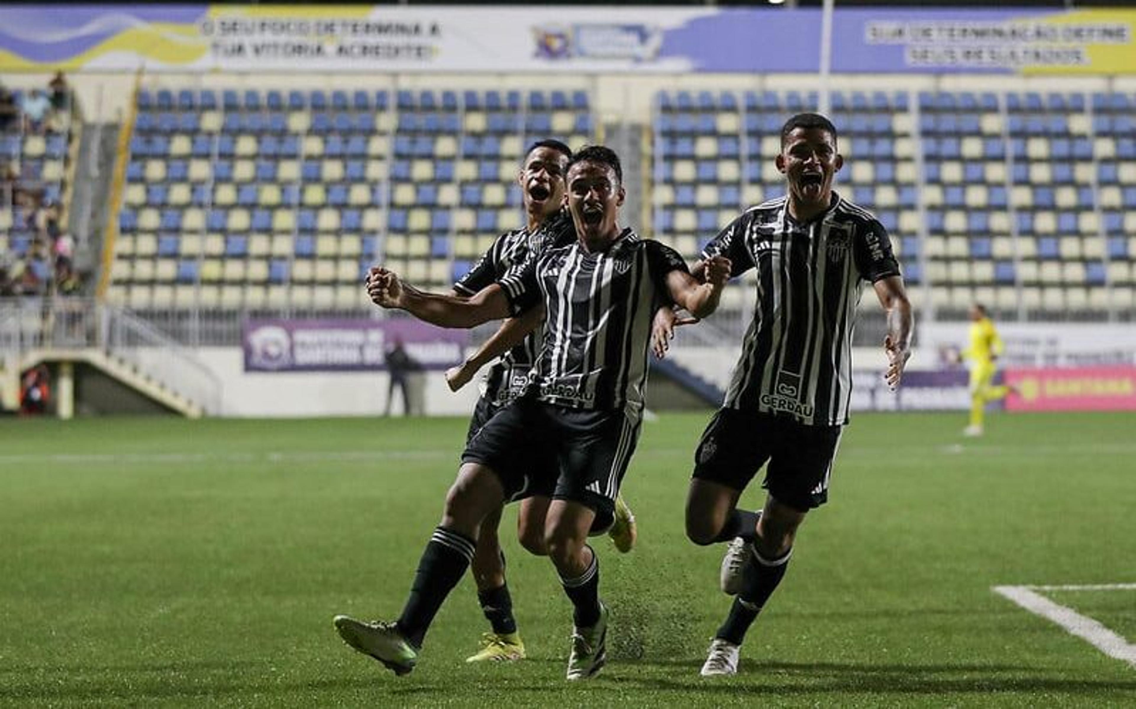 Atlético-MG vence o Floresta e fica perto da segunda fase da Copinha