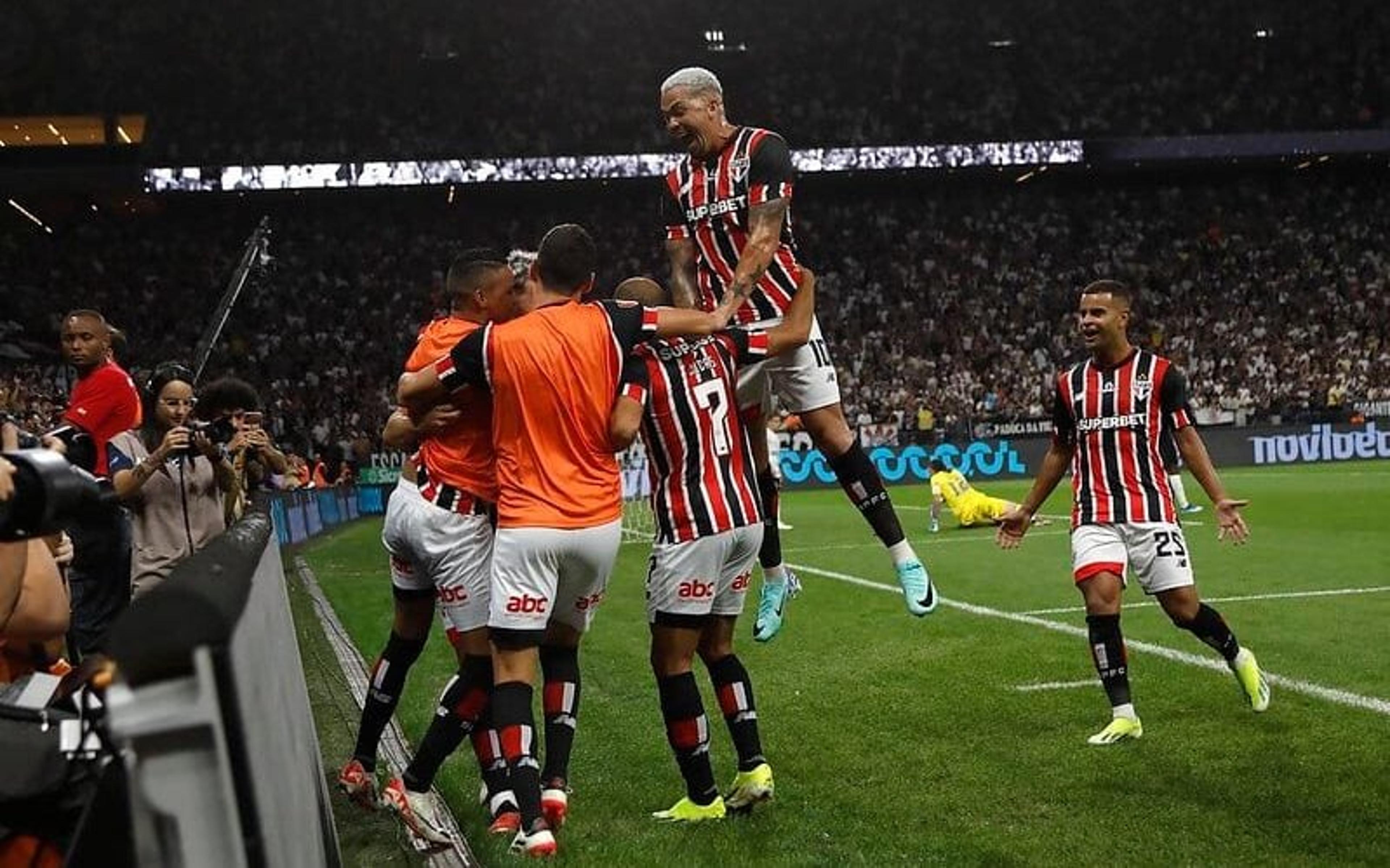 São Paulo encerra tabu em Itaquera e vence o Corinthians pelo Paulistão