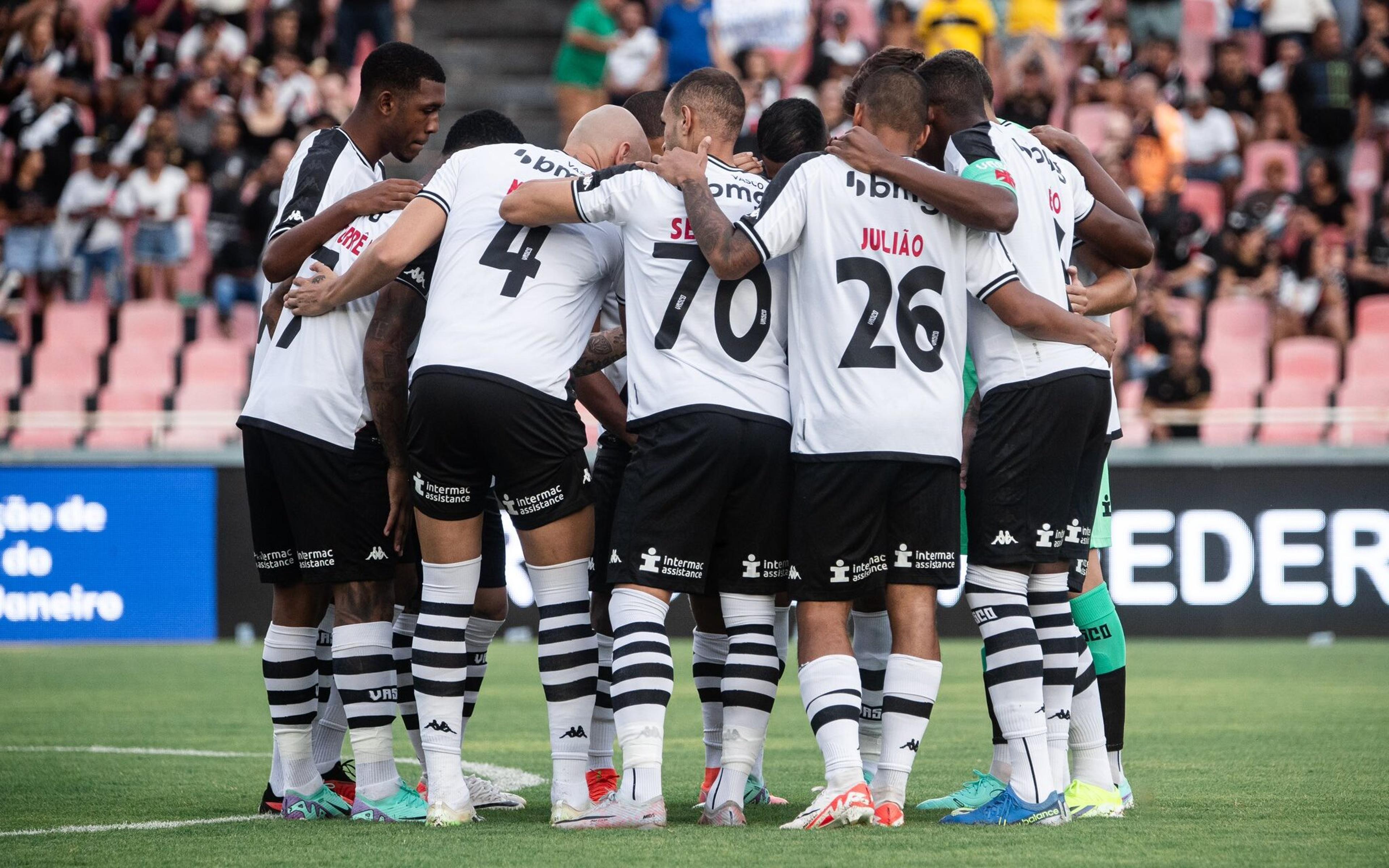 Vasco joga mal, perde para o Nova Iguaçu e deixa o G4 do Campeonato Carioca