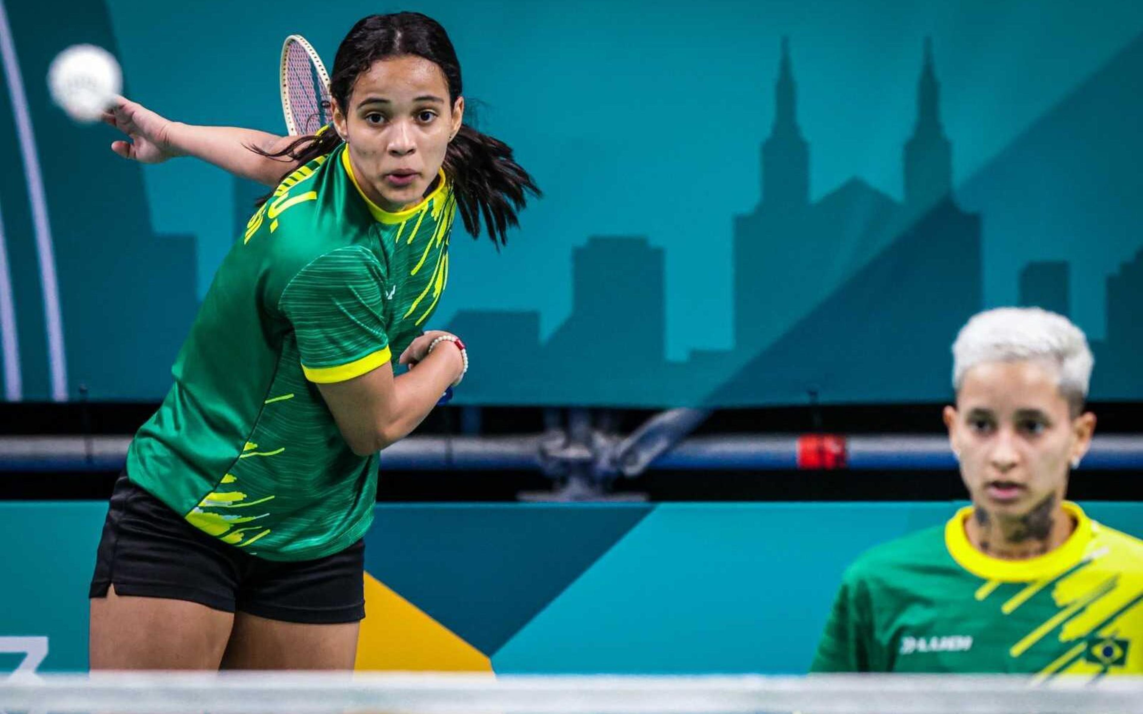 Eleita melhor atleta do badminton brasileiro em 2023 está fora da corrida olímpica