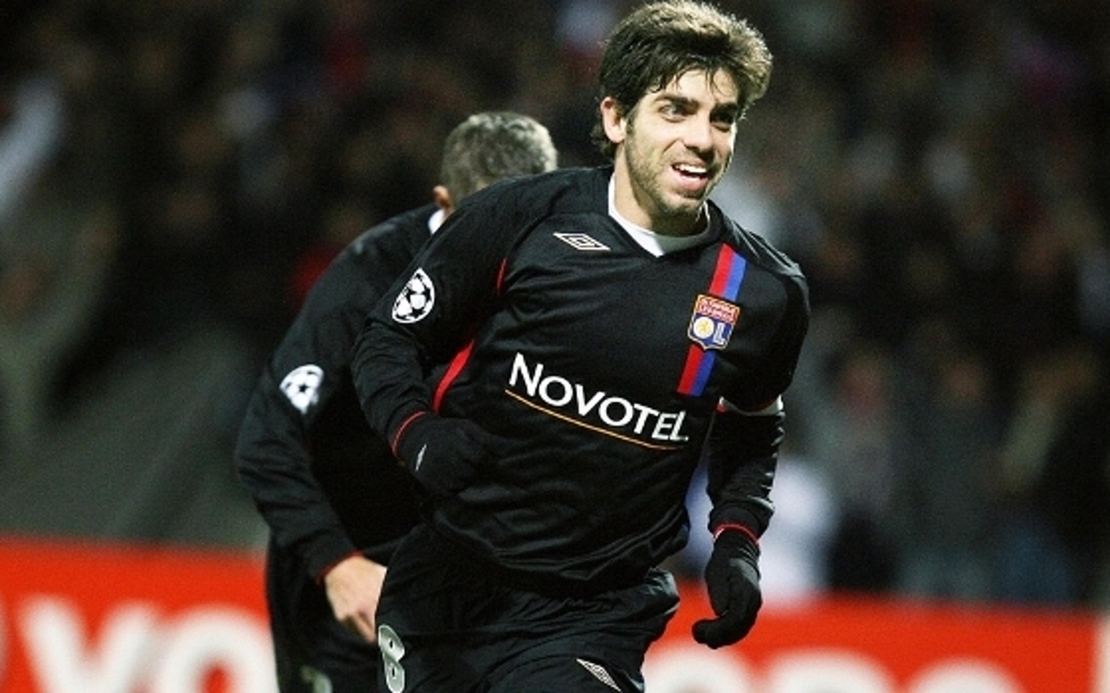 Rei de Lyon, Juninho Pernambucano completa 49 anos