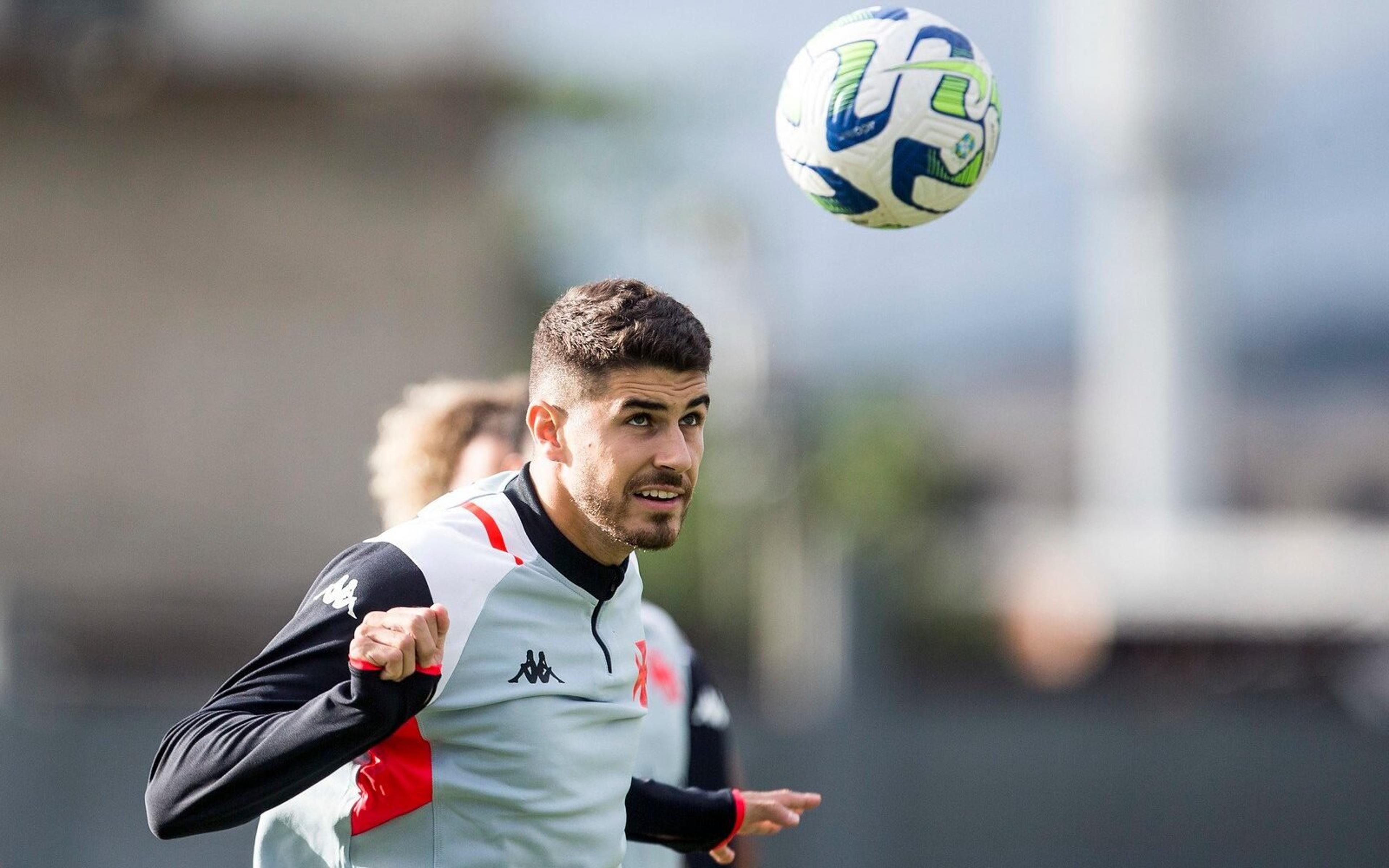 Relembre como foram os últimos anos de Pedro Raul no Brasil; atacante é especulado no Corinthians