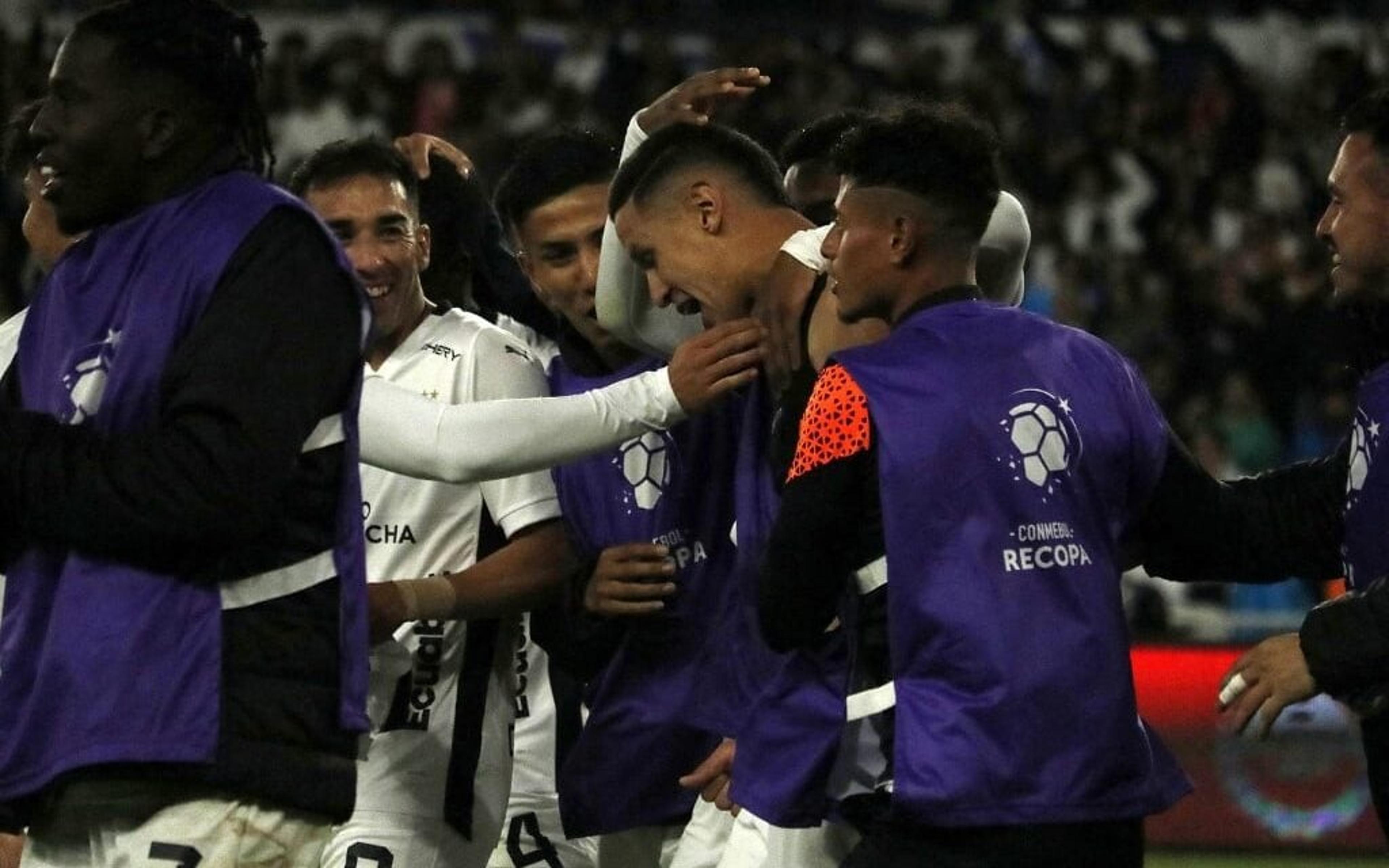 Em Quito, LDU vence Fluminense com gol no fim e leva vantagem para o Maracanã, pela Recopa