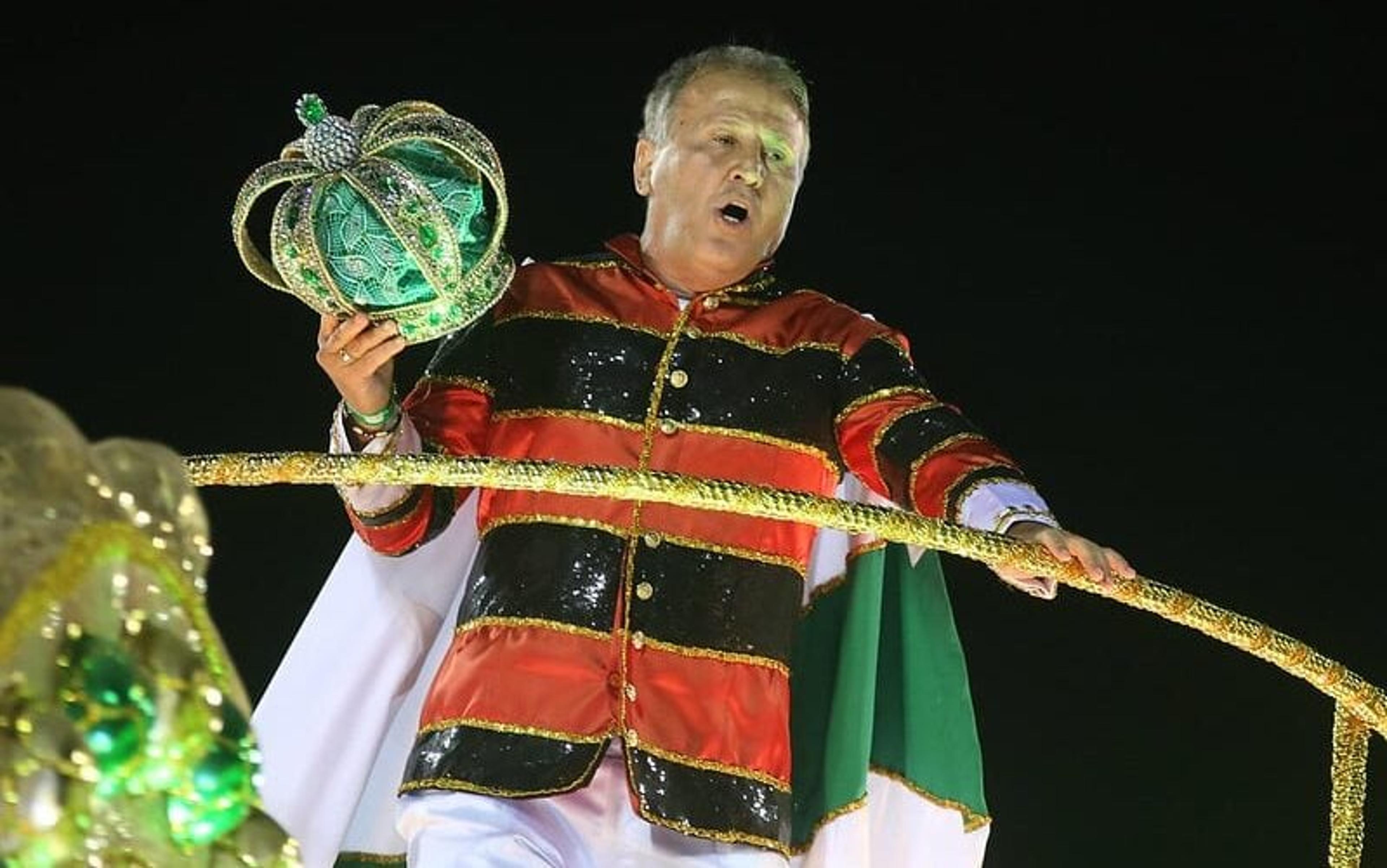 Atual campeã do Carnaval, Imperatriz homenageou Zico em desfile há 10 anos; relembre