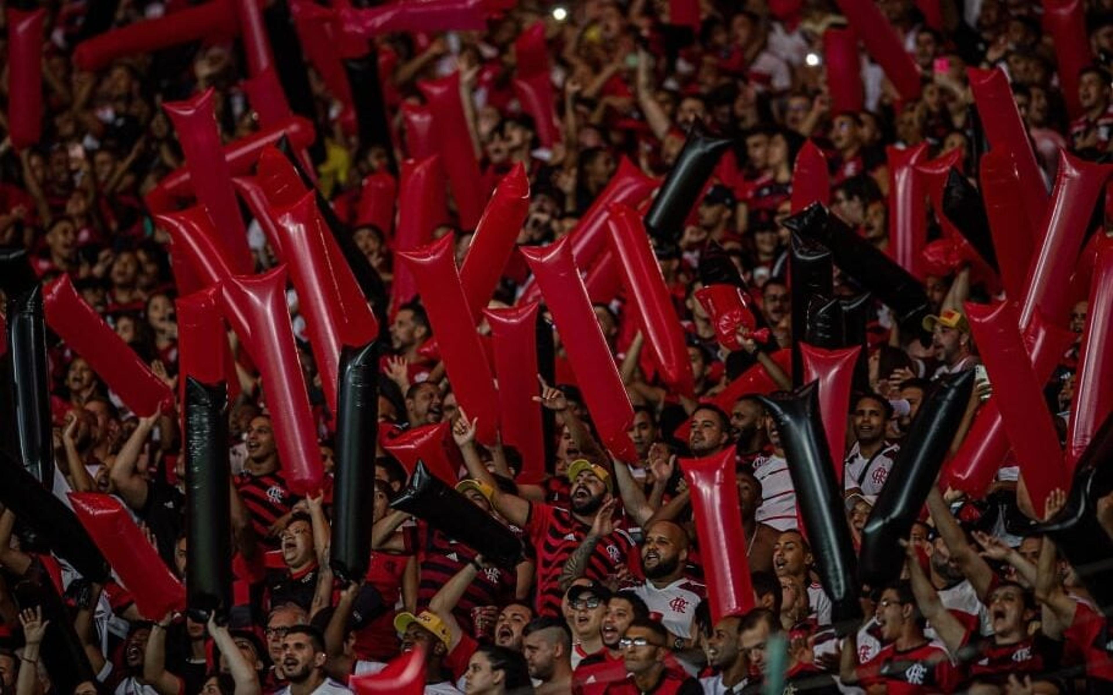 Conheça a música que a torcida do Flamengo tenta emplacar baseada no samba da Mocidade