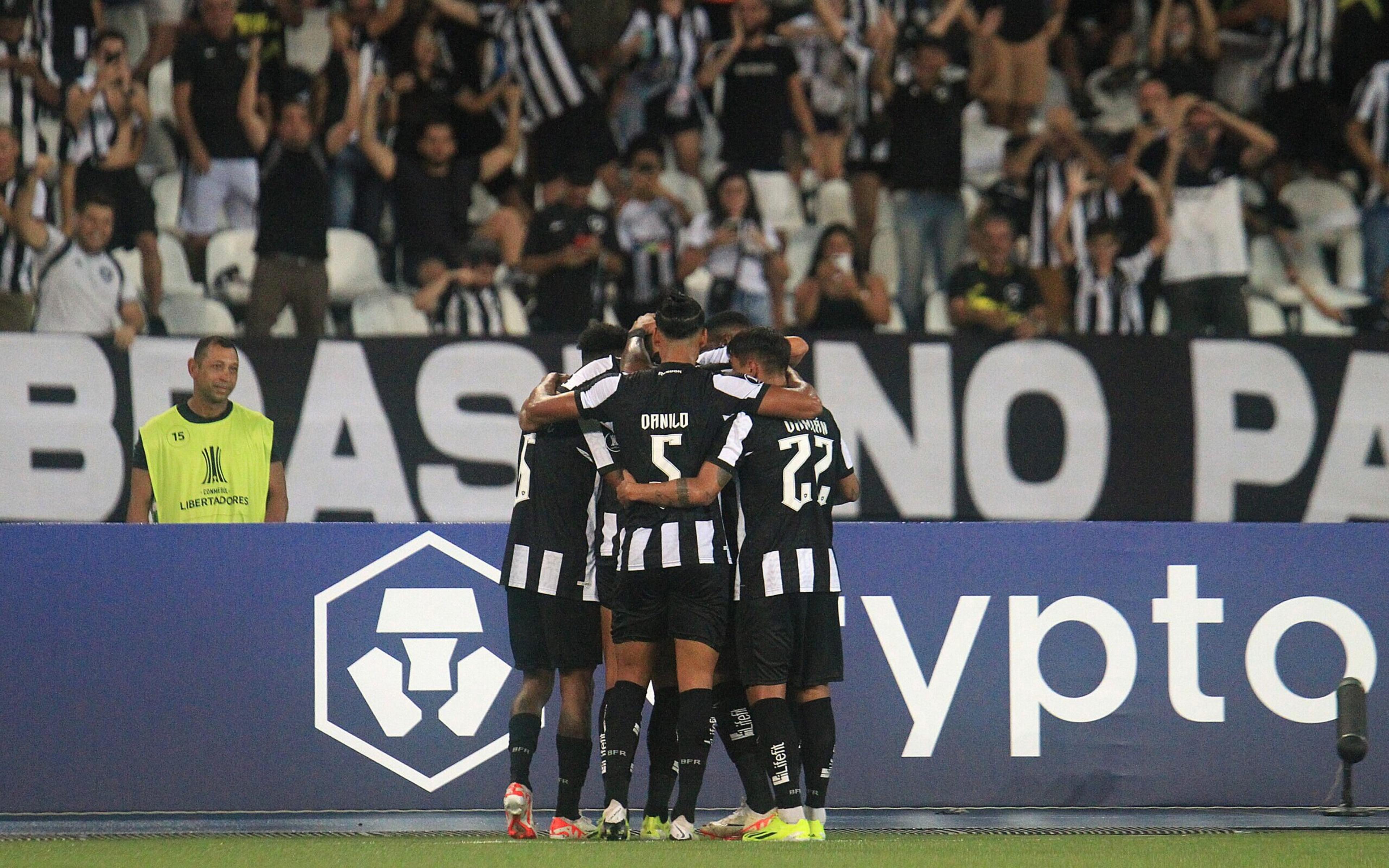 Botafogo vira a chave, exala confiança, mas precisa determinar maior foco para 2024