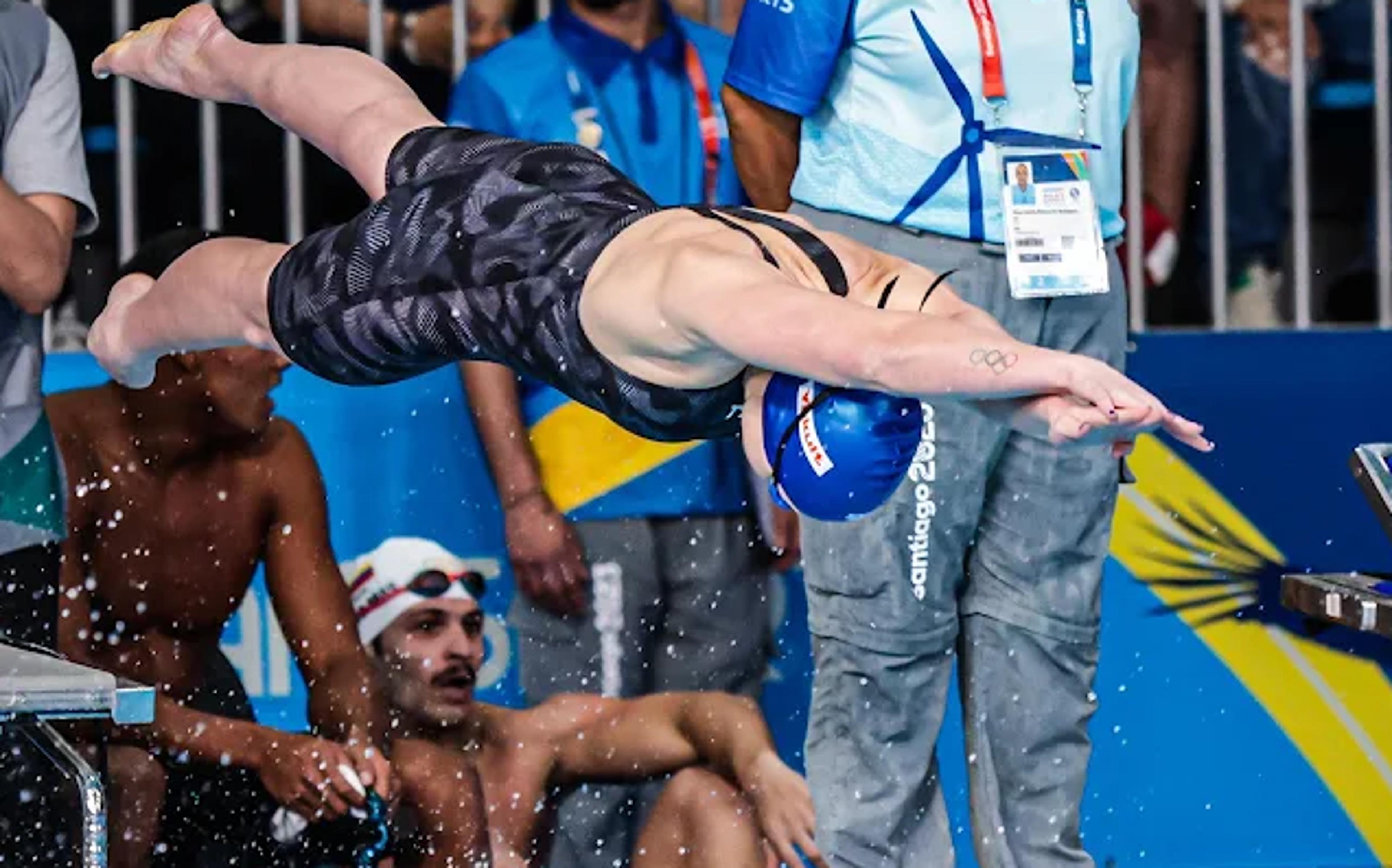 Stephanie Balduccini fica com a sexta posição na final dos 100m livre no Mundial de Doha