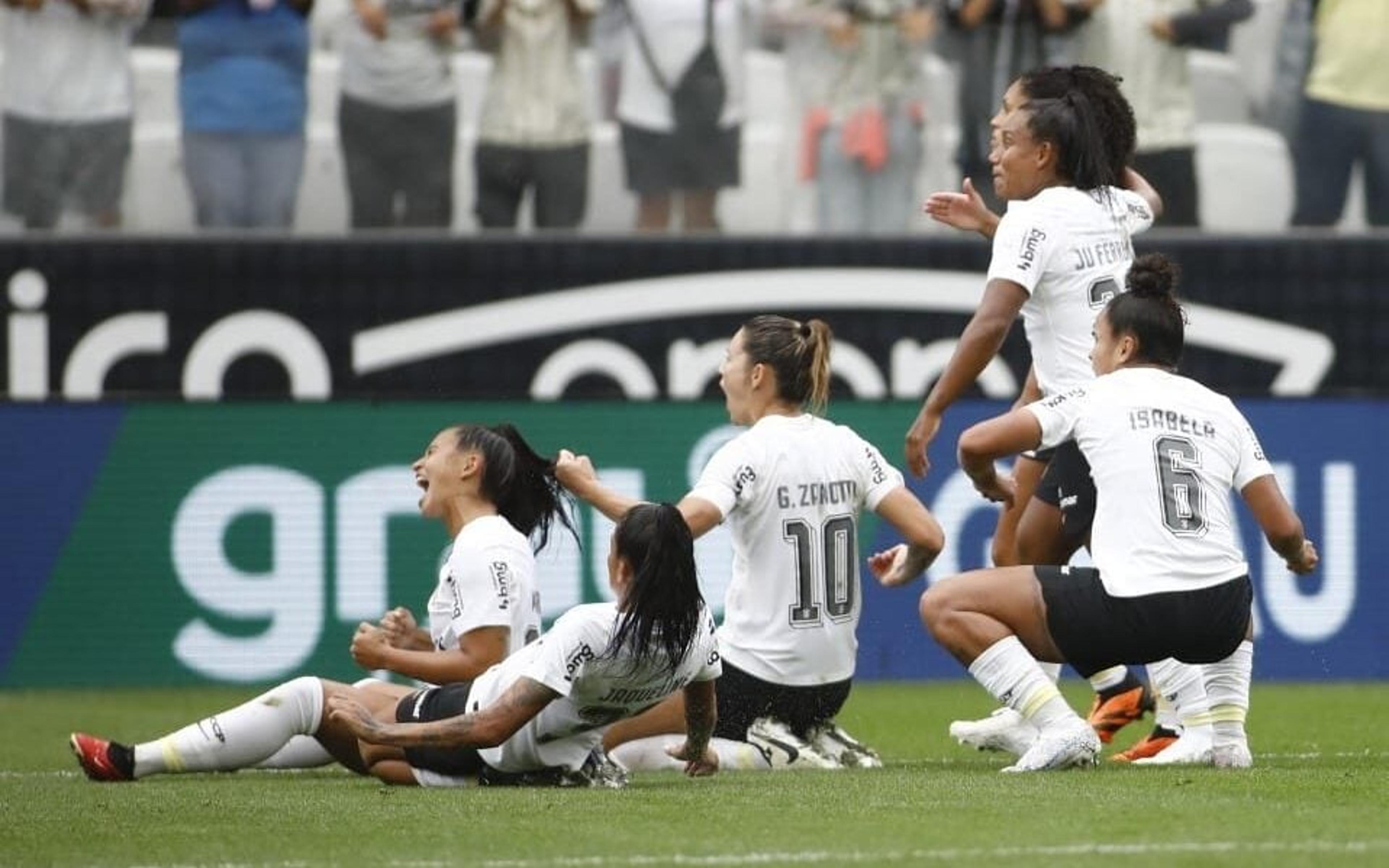 Corinthians vence a Ferroviária e avança à final da Supercopa do Brasil feminina