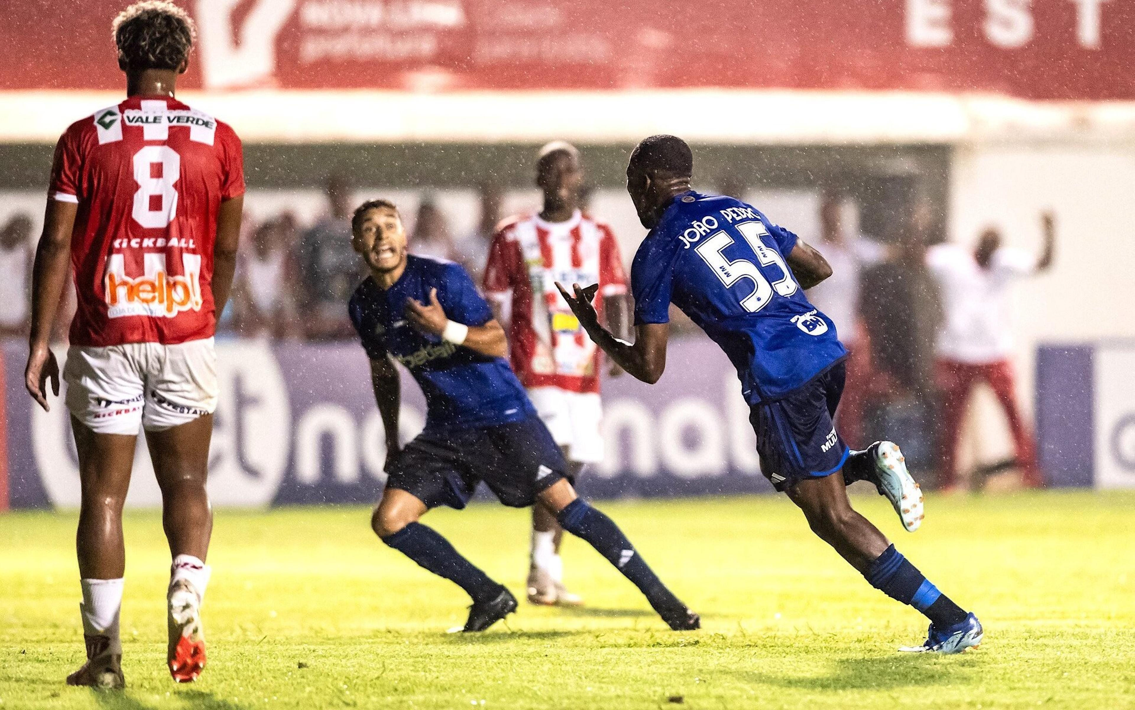 Cruzeiro x Patrocinense: onde assistir, escalações e horário do jogo do Mineiro