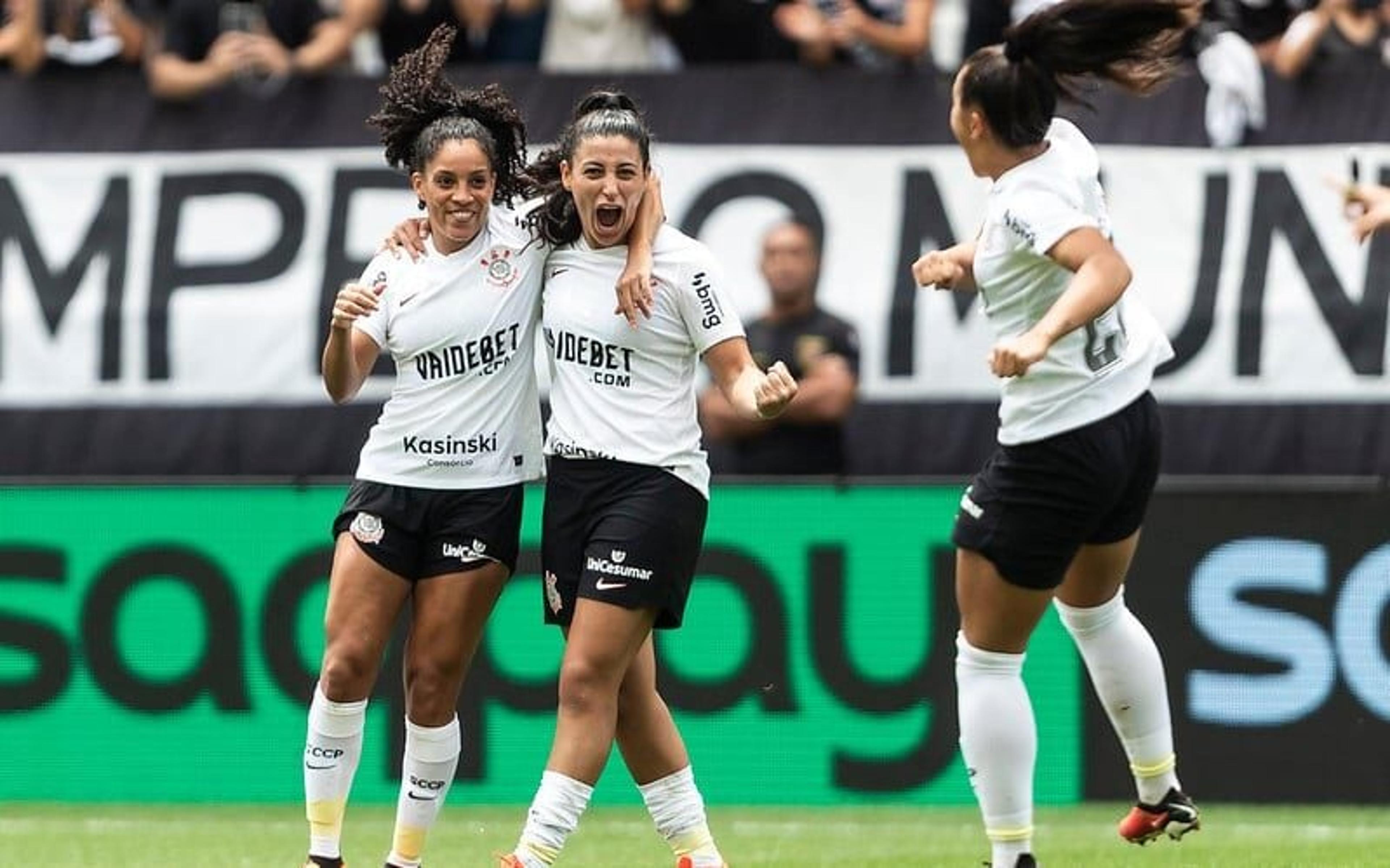 Corinthians vence o Cruzeiro e é tricampeão da Supercopa do Brasil feminina