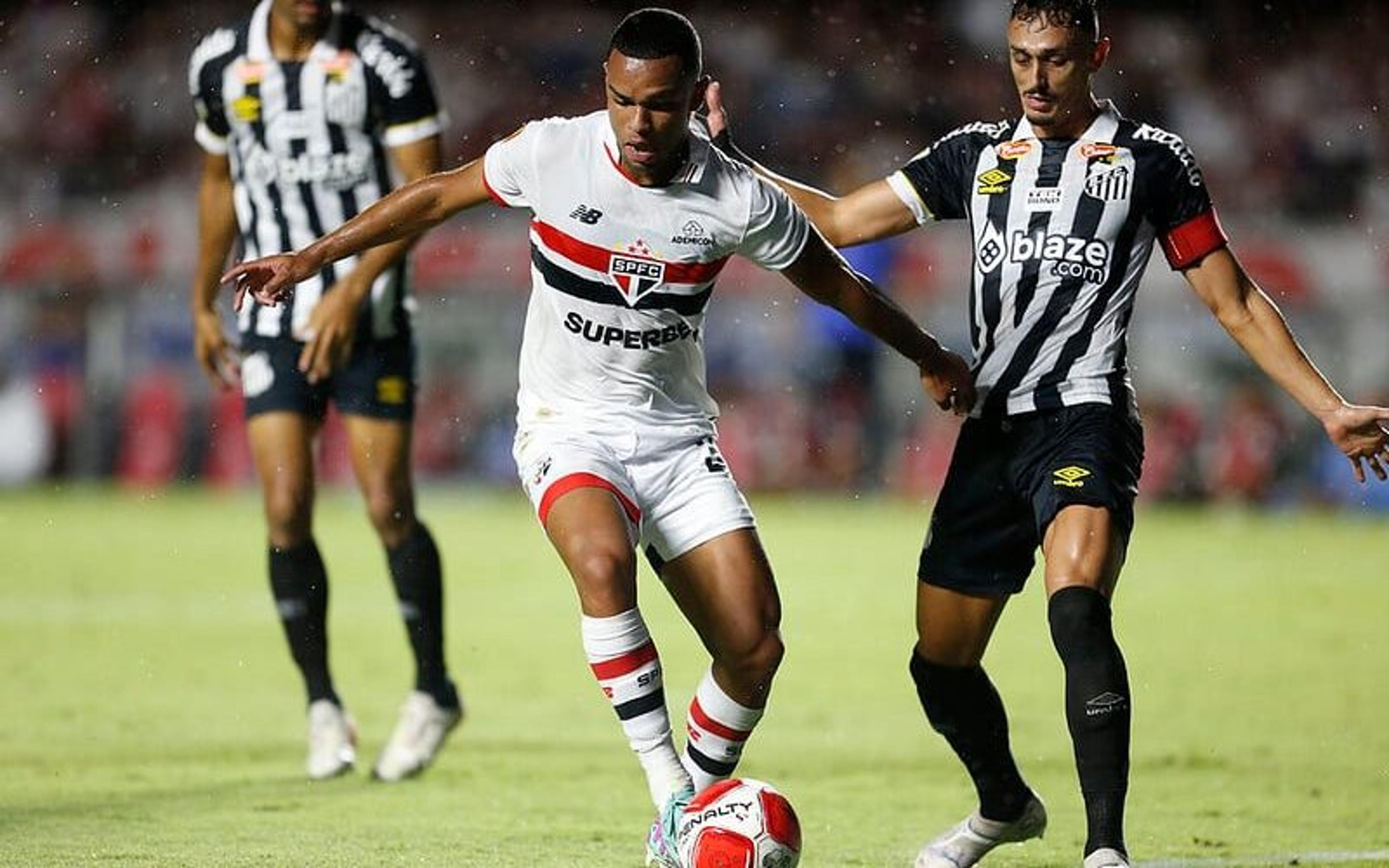 Sombra para Calleri? Juan vai do céu ao inferno no São Paulo, mas ganha confiança de Carpini