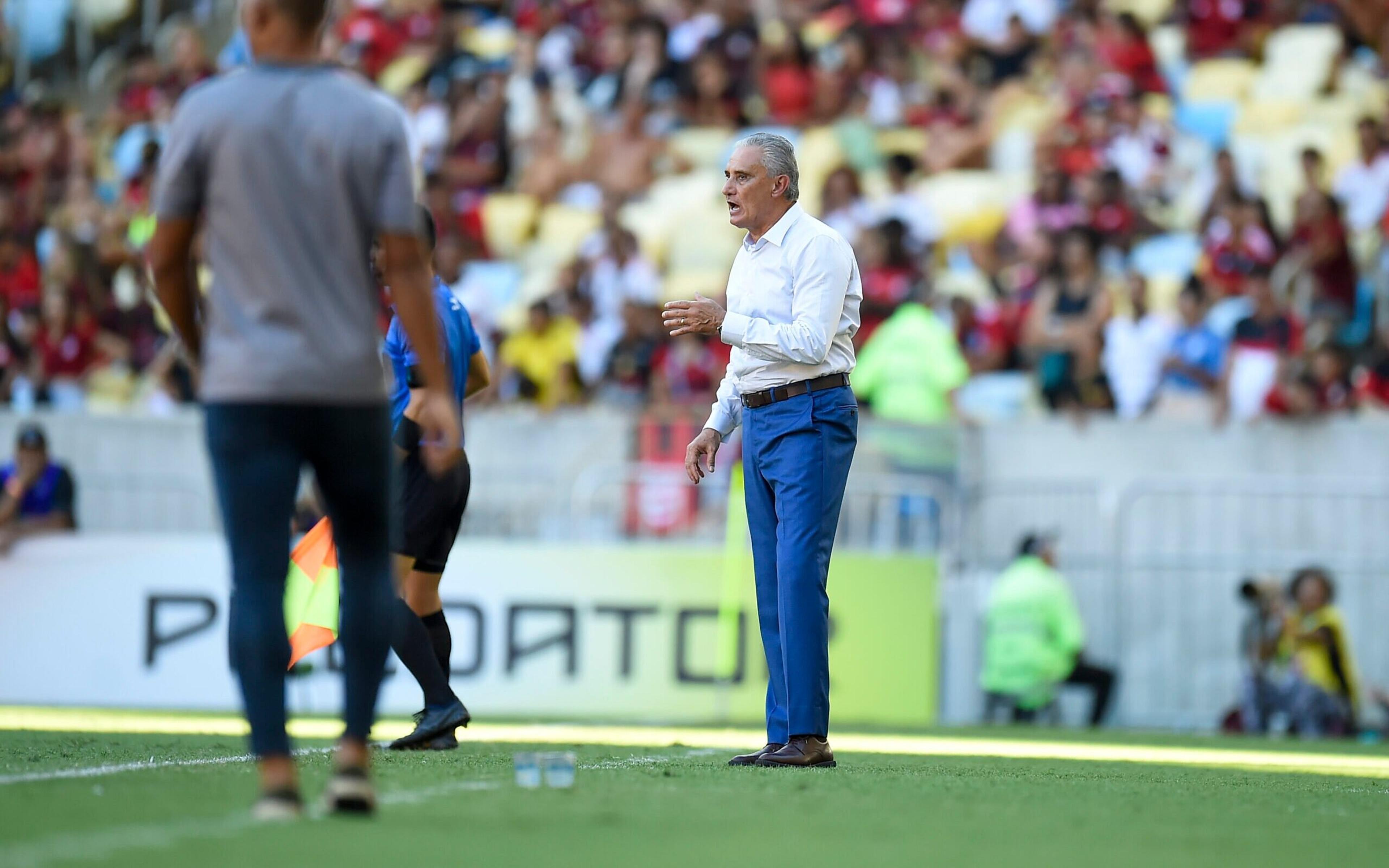 Tite abre o jogo sobre disputa entre Pedro e Gabigol no Flamengo e nega ‘fama’ de retranqueiro