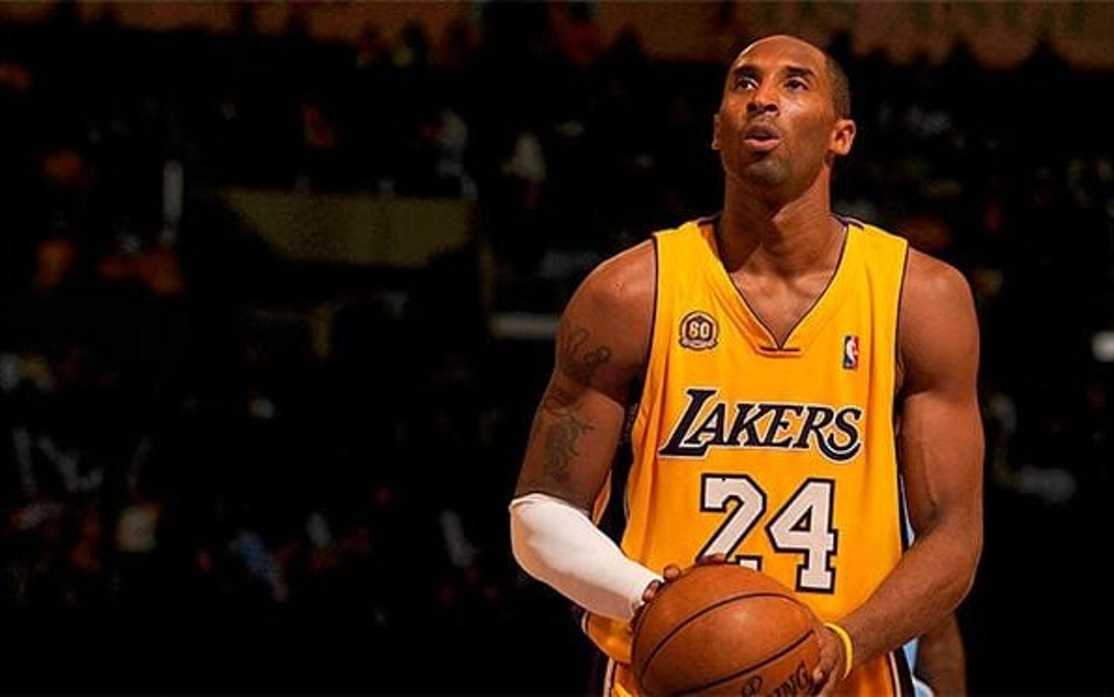 Linha de tênis será lançada em homenagem a Kobe Bryant