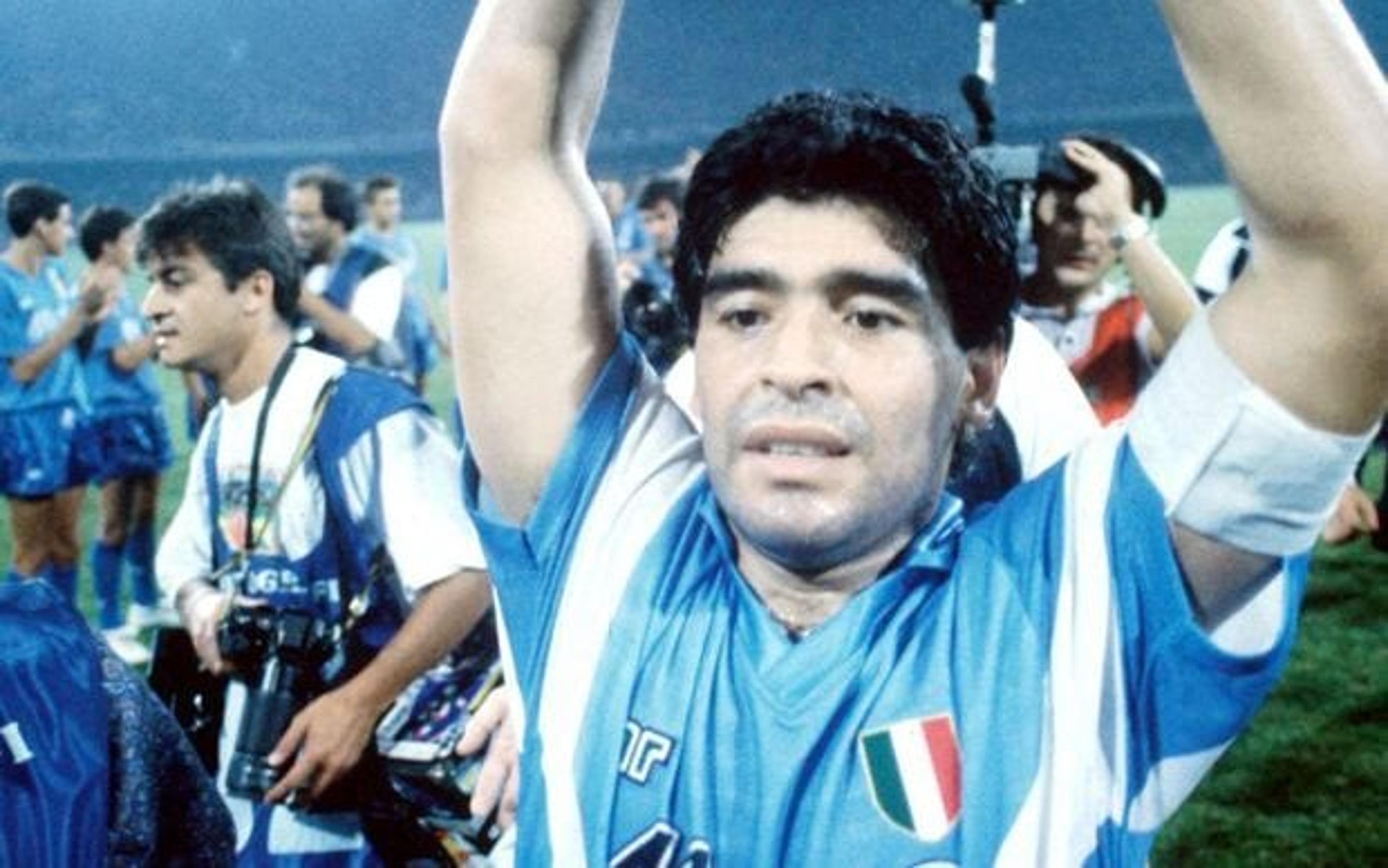 VÍDEO: Confira os melhores momentos de Maradona com a camisa do Napoli