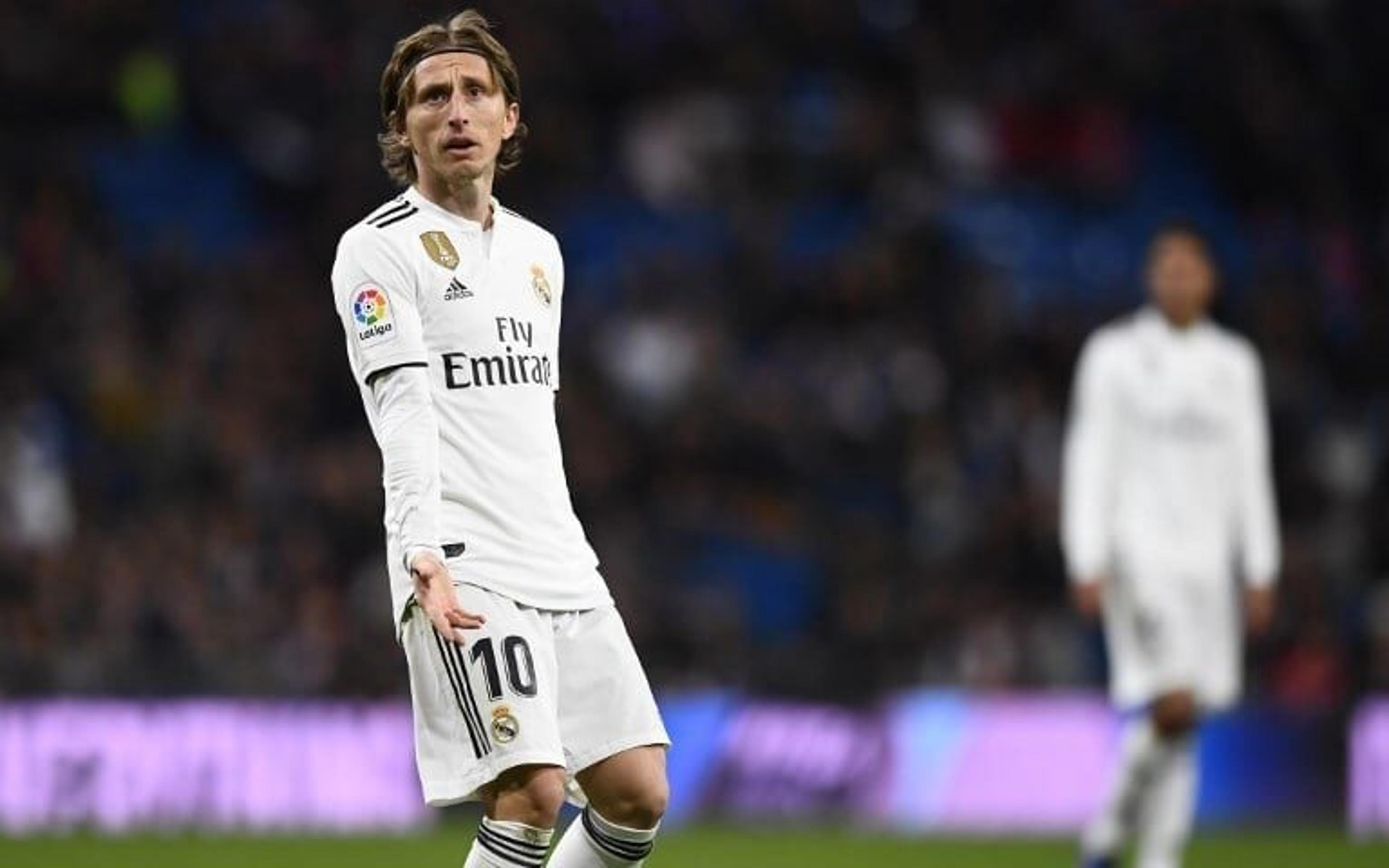 Modric ‘ignora’ convite de Ancelotti e está próximo de definir futuro no Real Madrid