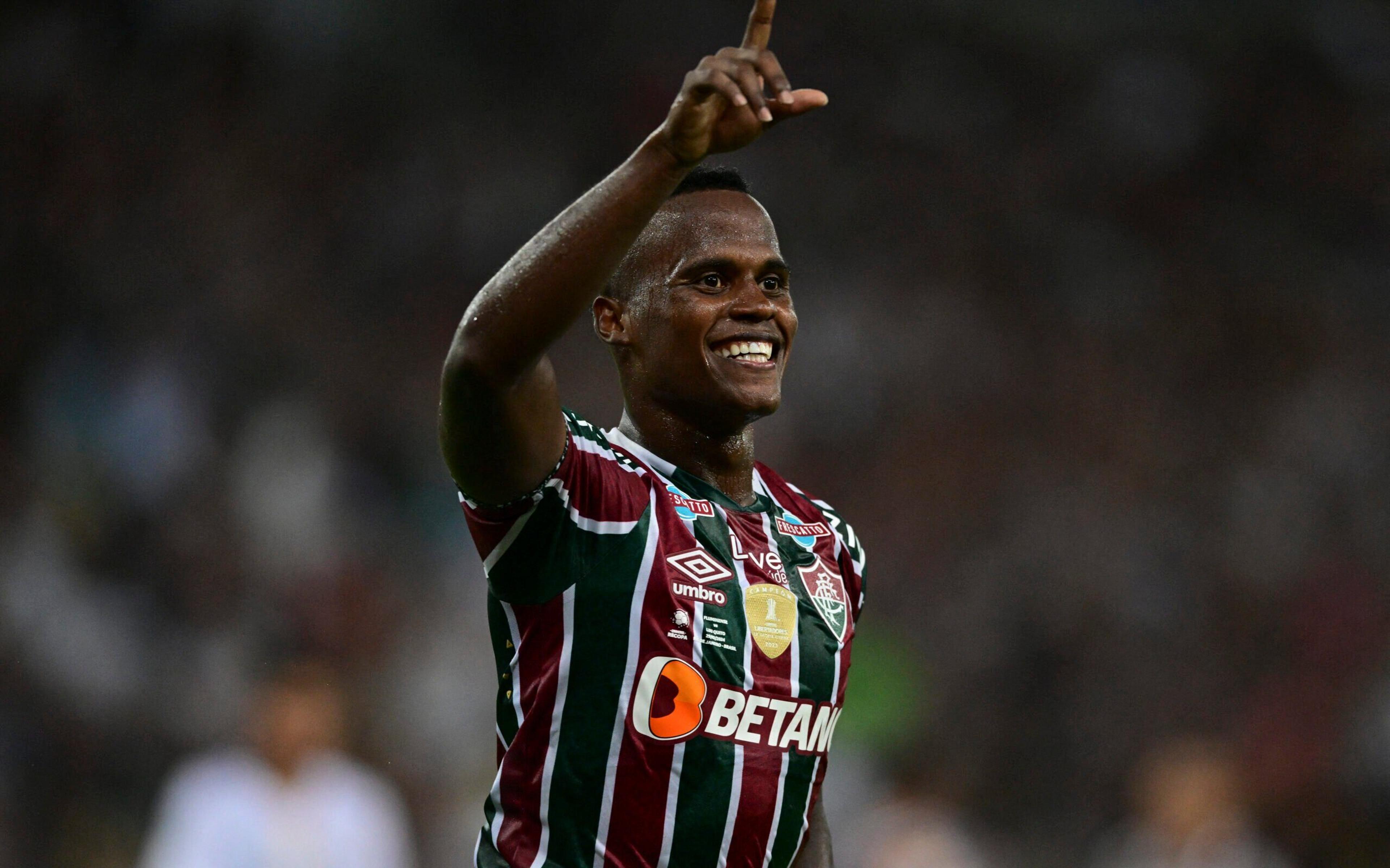 Jhon Arias celebra conquista da Recopa pelo Fluminense: ‘Sabor especial’