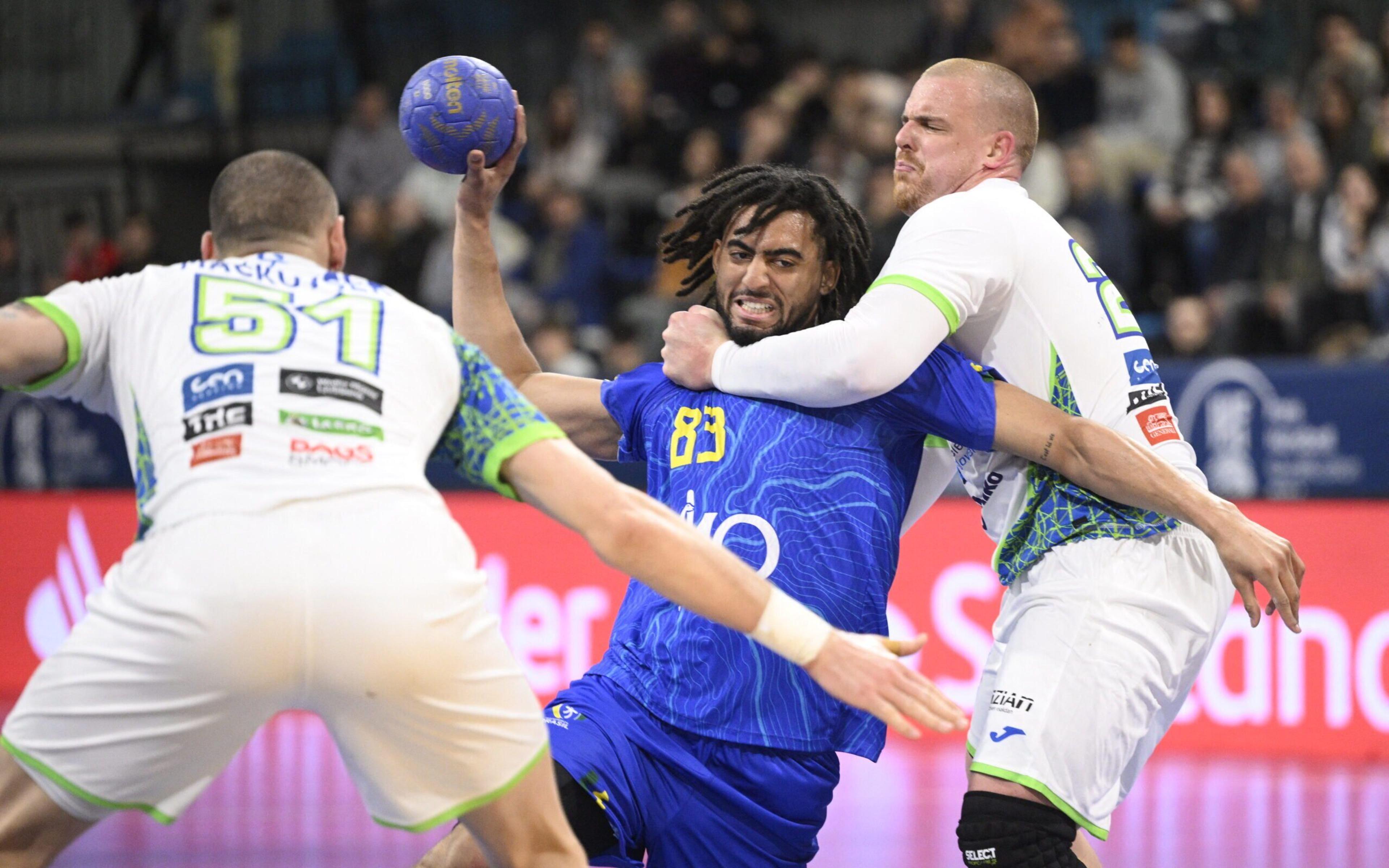 Brasil sofre gol no último lance e perde para a Eslovênia na estreia do Pré-Olímpico de Handebol