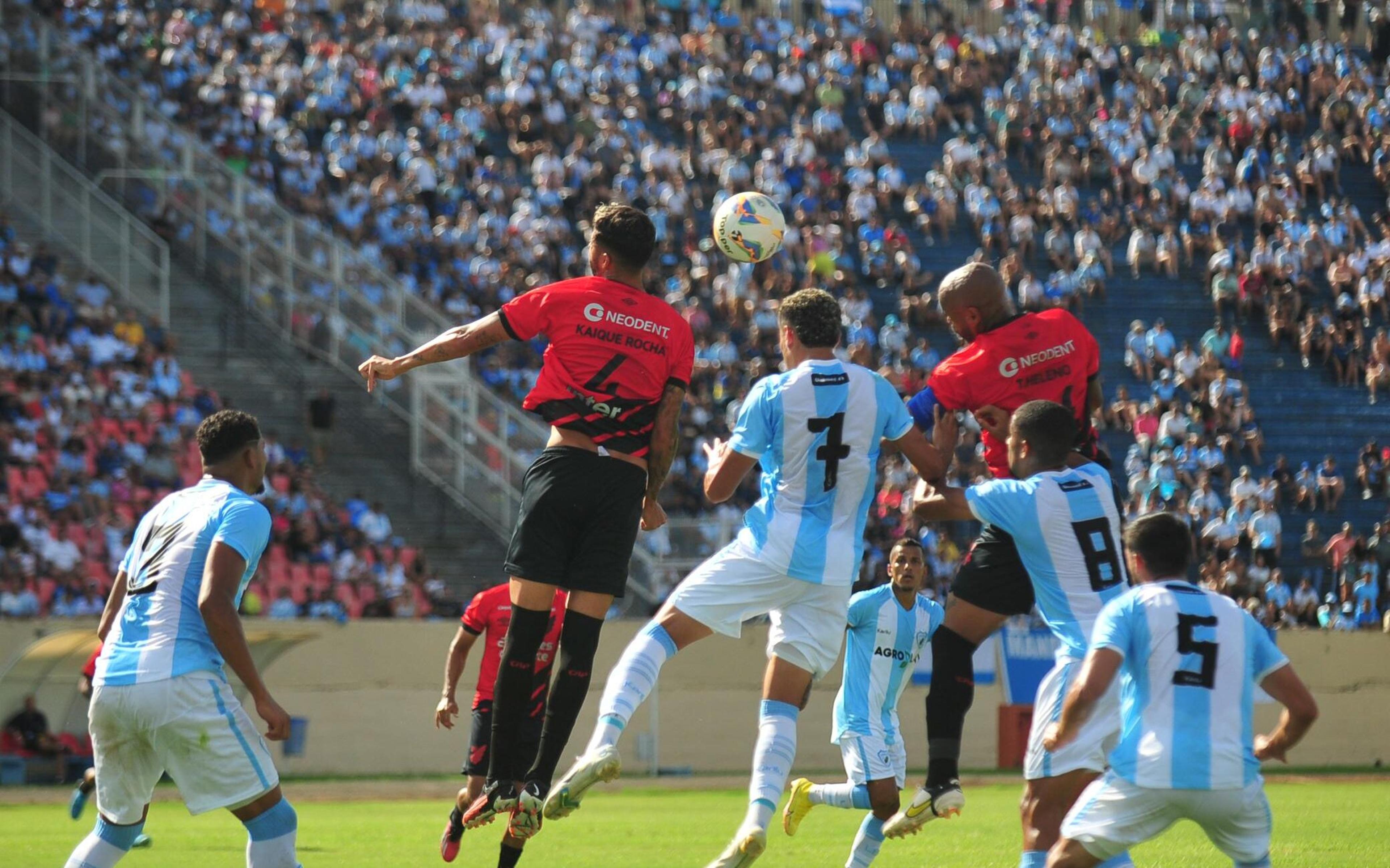 Athletico-PR X Londrina: onde assistir ao vivo, horário e prováveis escalações pelo Campeonato Paranaense