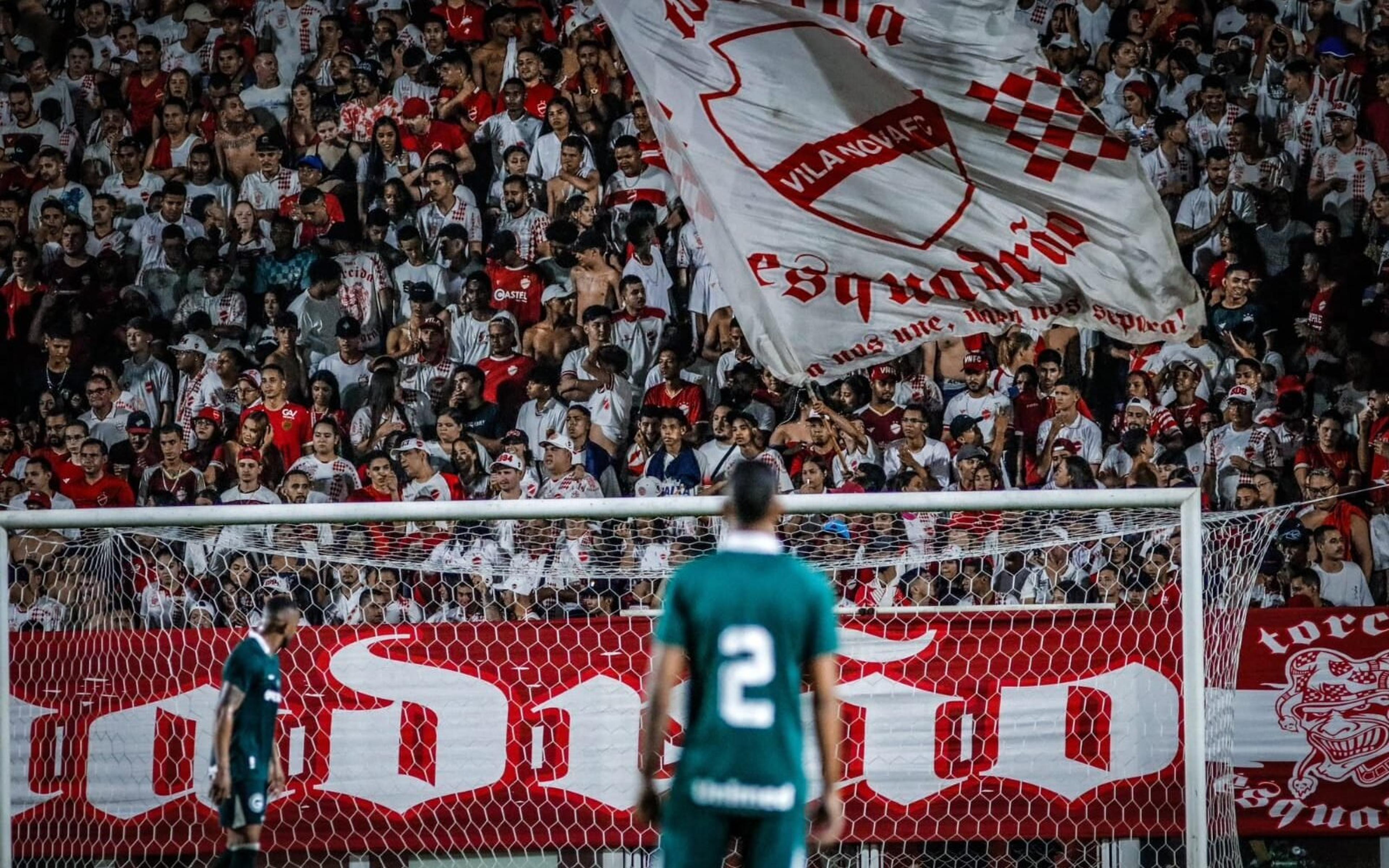 Goiás x Vila Nova: onde assistir, horário e escalações do jogo pela Copa Verde