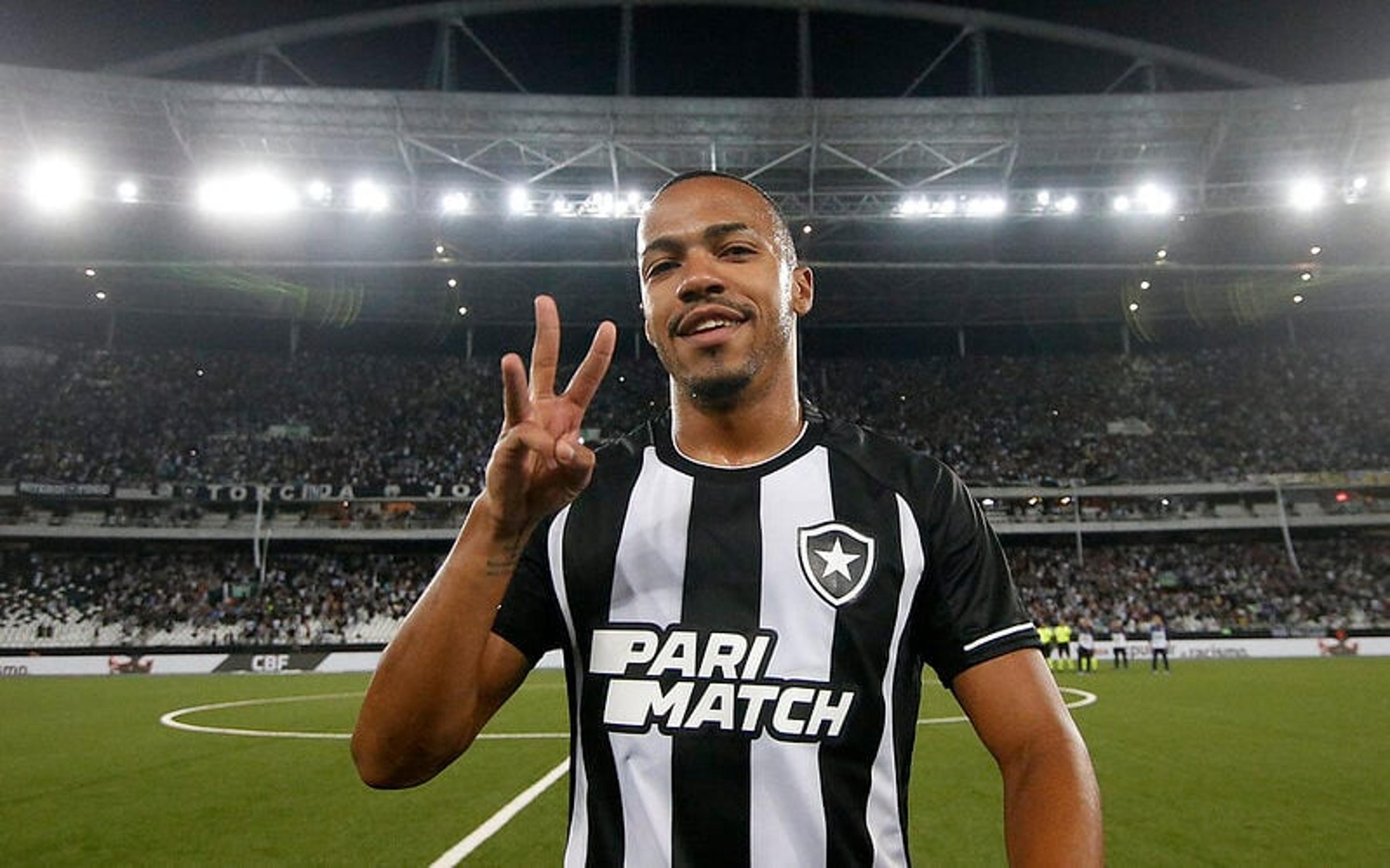 Vasco busca a contratação de Marlon Freitas, do Botafogo