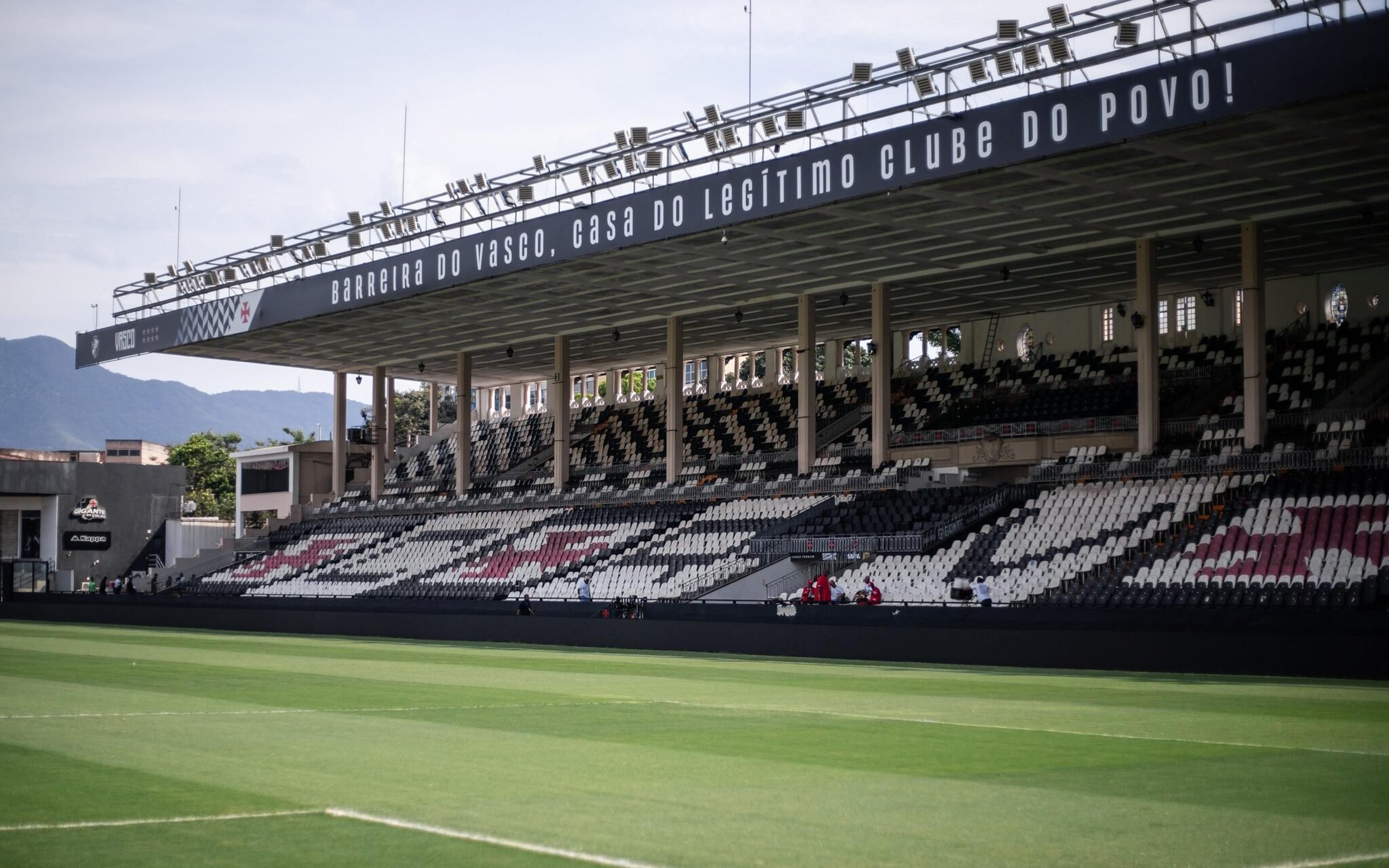 Torcedora do Vasco denuncia assédio em São Januário