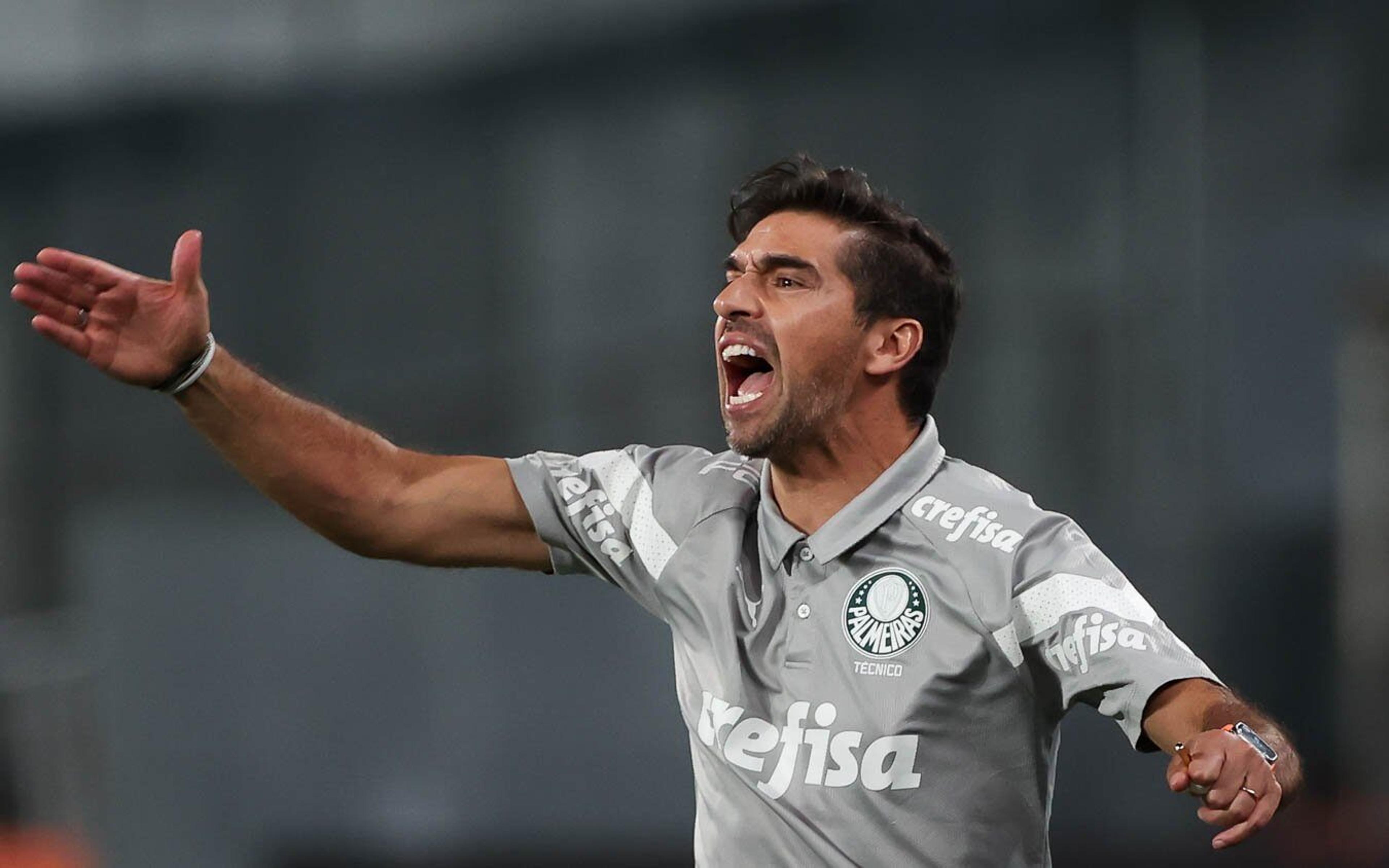 Ex-Palmeiras critica decisão de Abel Ferreira em derrota para o Santos na final