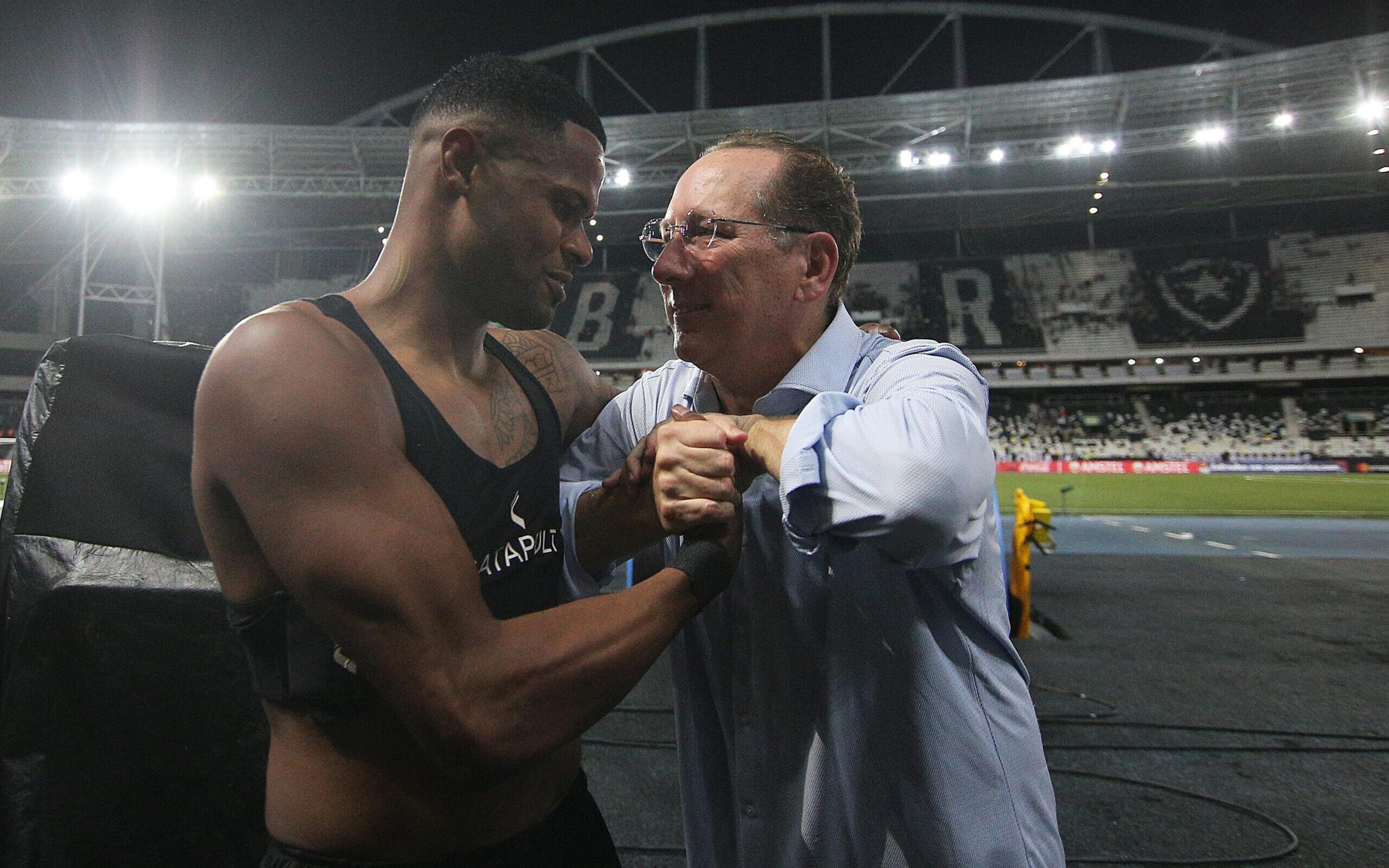 Botafogo busca varrer polêmicas de Textor para debaixo do tapete com vaga na Libertadores