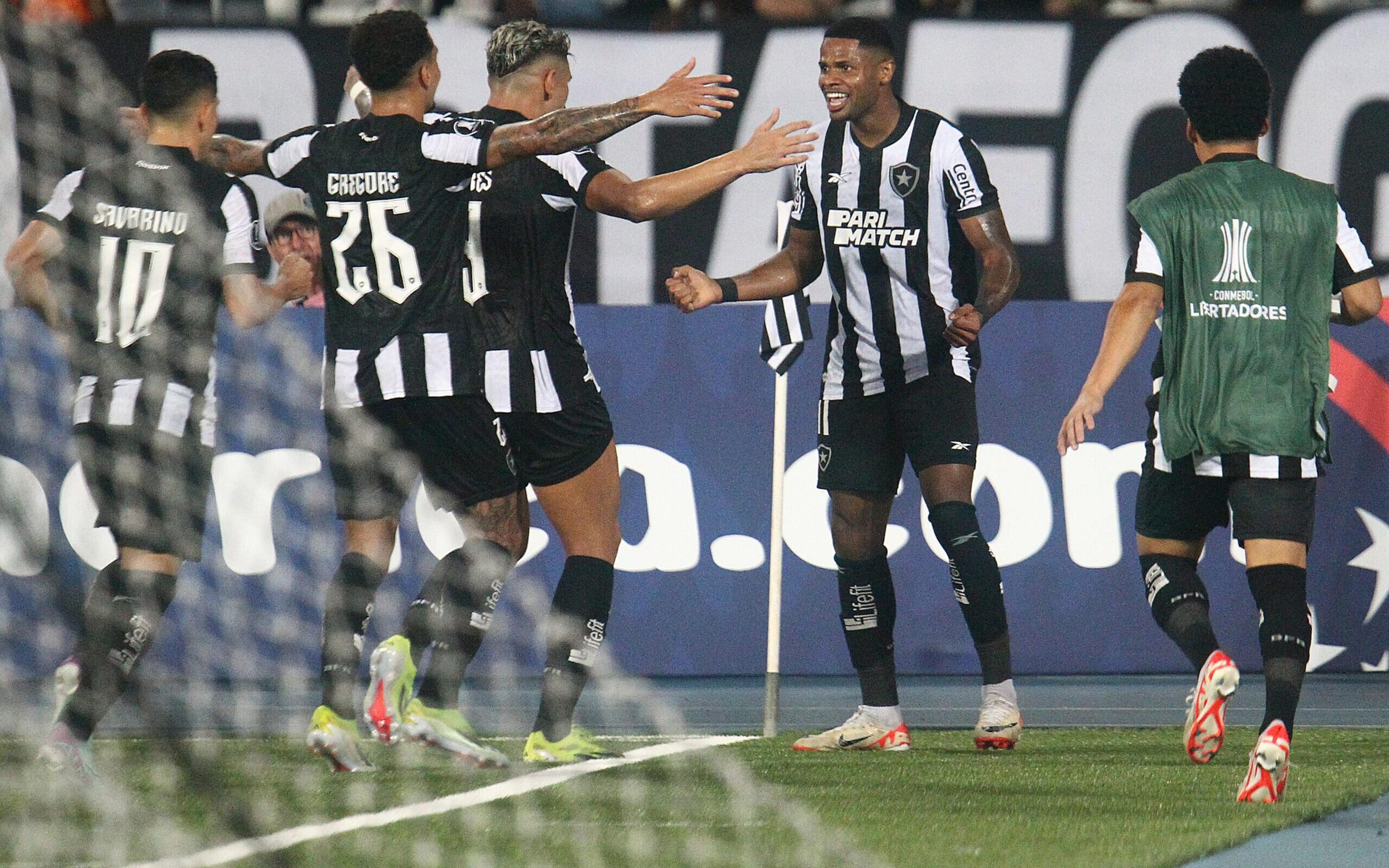 VÍDEO: Gols e melhores momentos da vitória do Botafogo sobre o Bragantino pela Libertadores