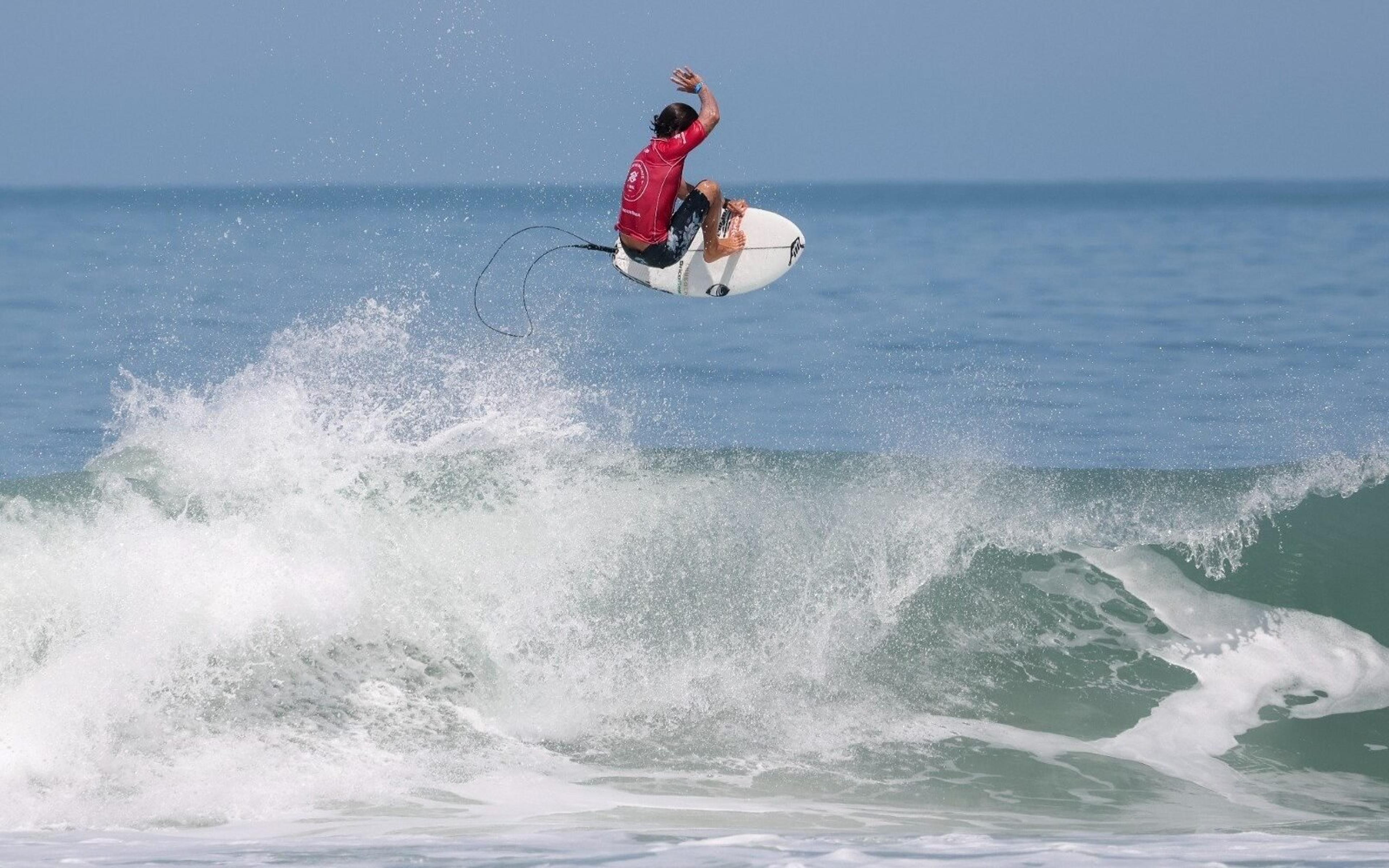 Em abertura de nova temporada, Circuito de Surfe retorna à cidade reveladora de grandes talentos